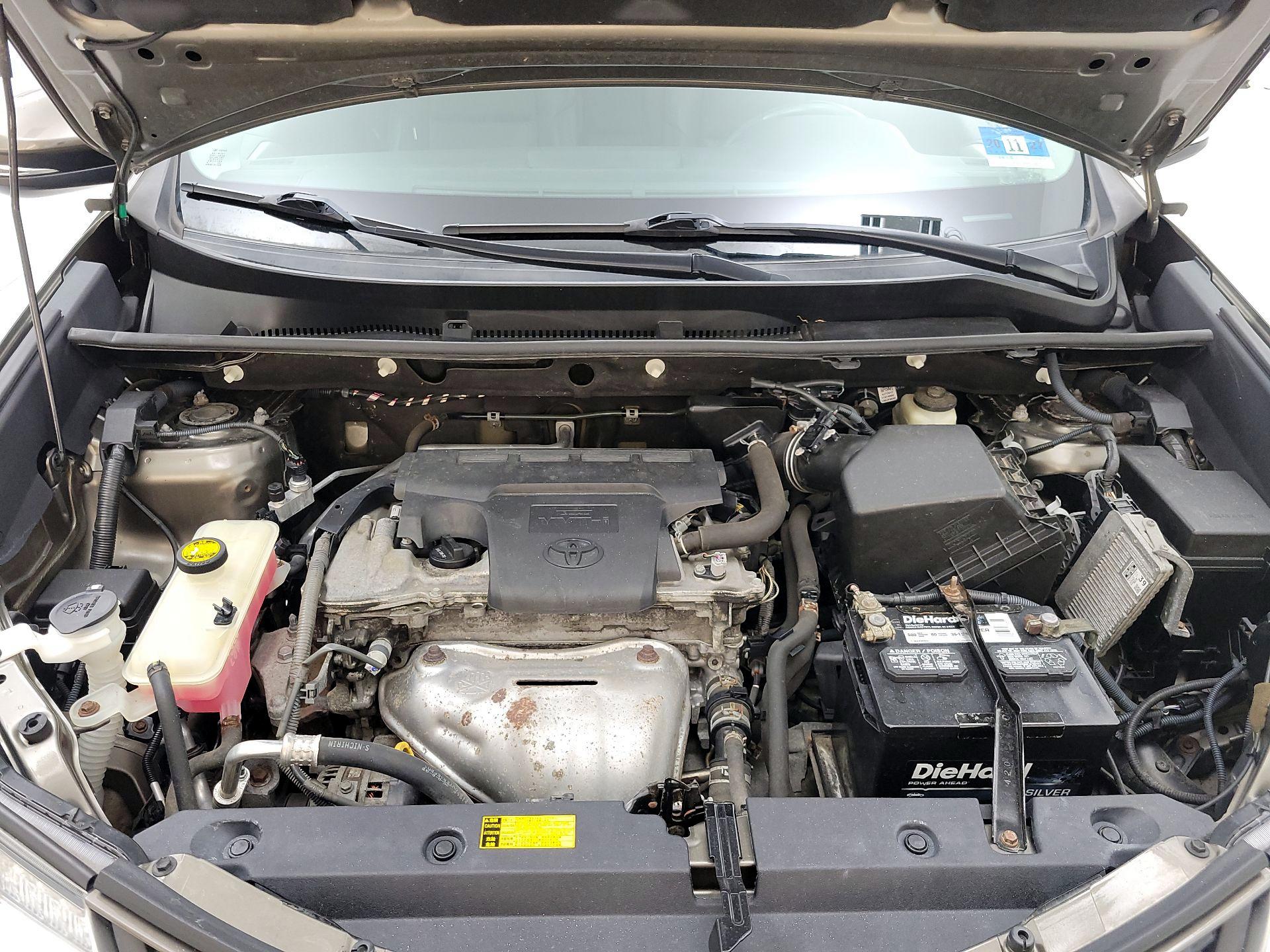 Thumbnail: 2014 Toyota RAV4 - 20