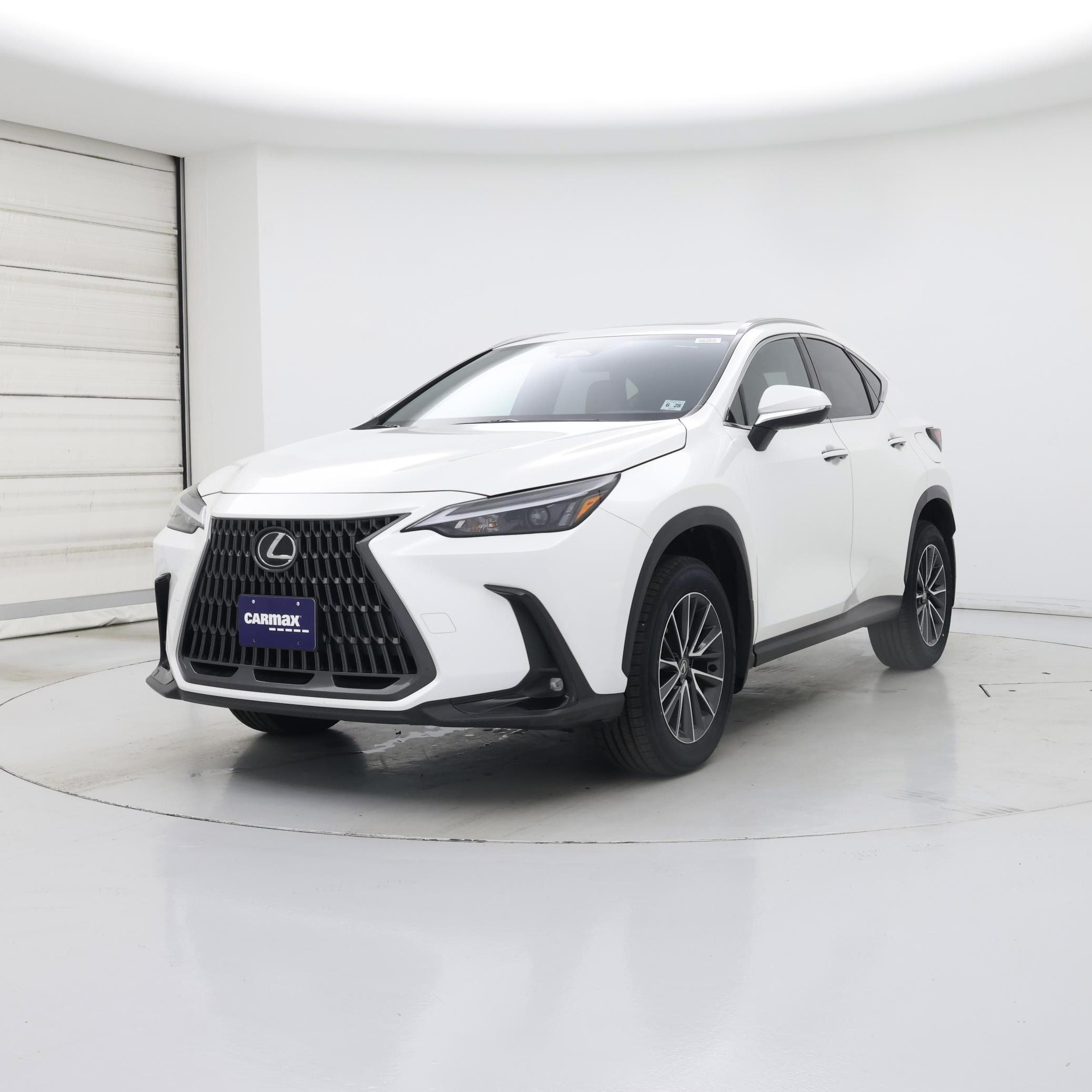 Thumbnail: 2024 Lexus NX - 4