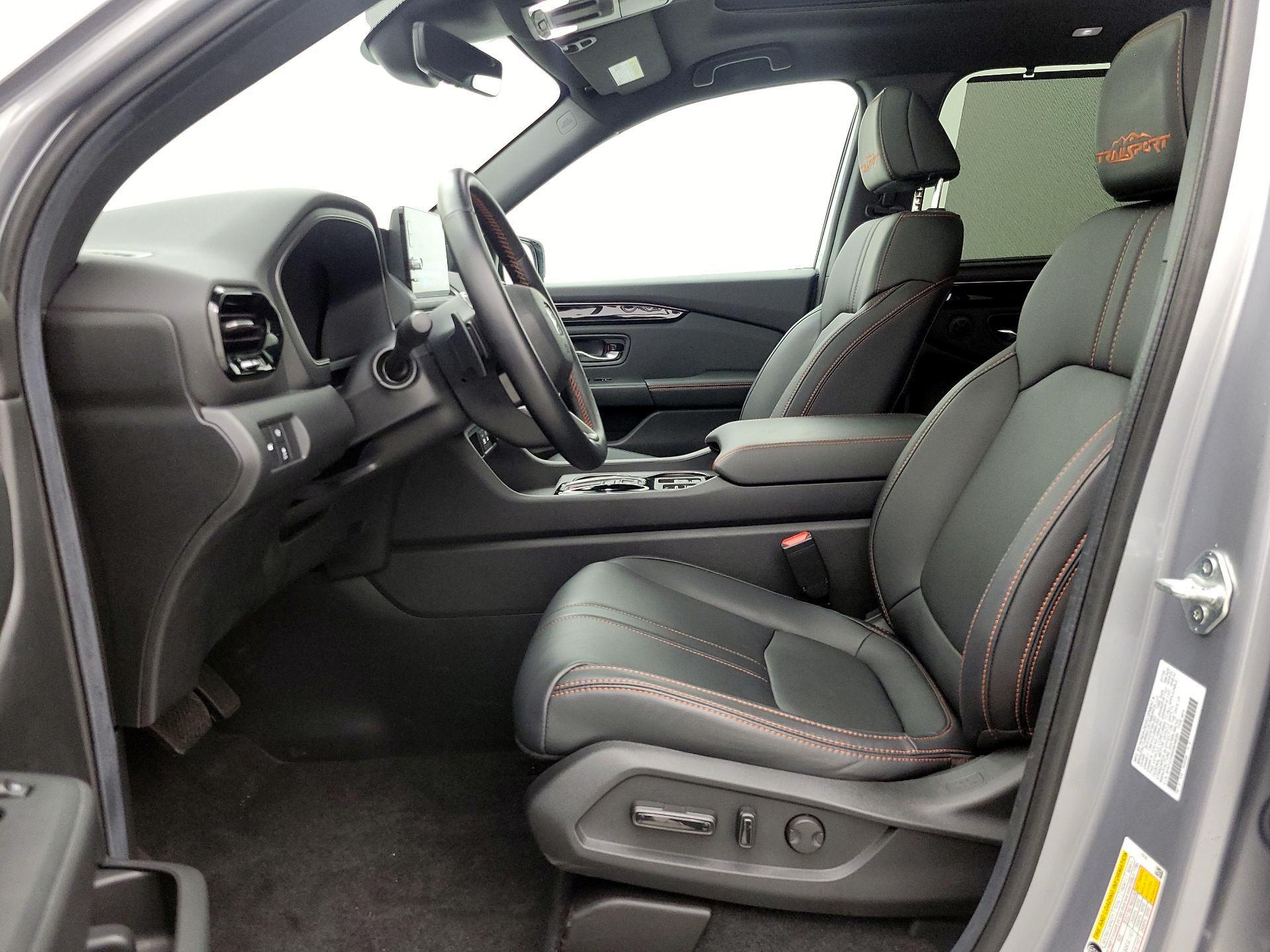 Thumbnail: 2025 Honda Pilot - 11