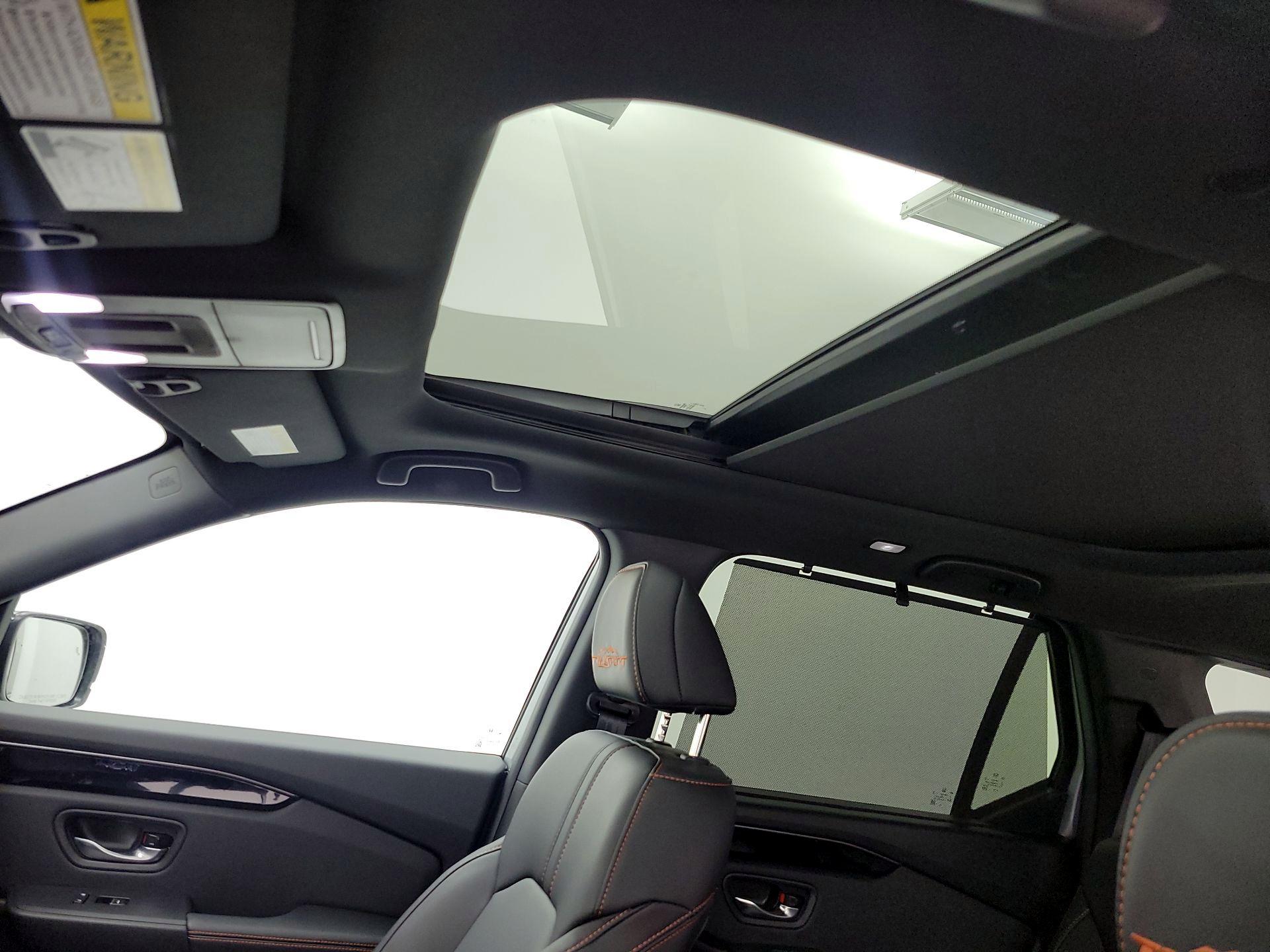 Thumbnail: 2025 Honda Pilot - 19