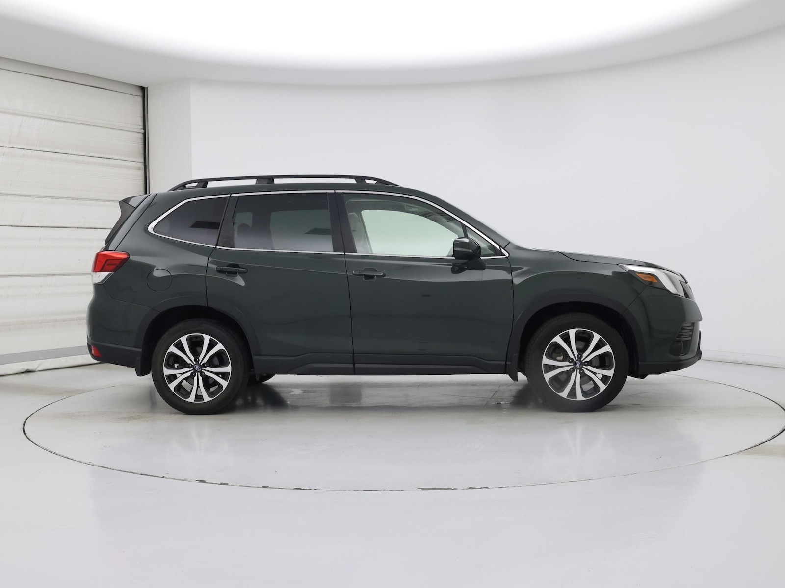 2022 Subaru Forester Limited - Photo 8