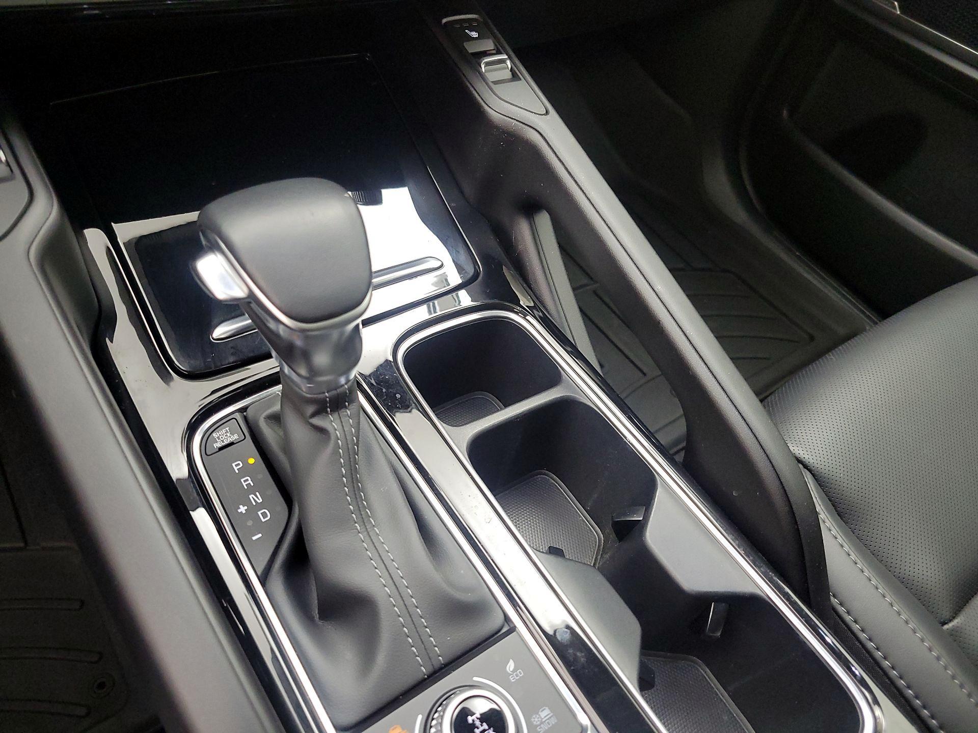 Thumbnail: 2024 Kia Telluride - 17