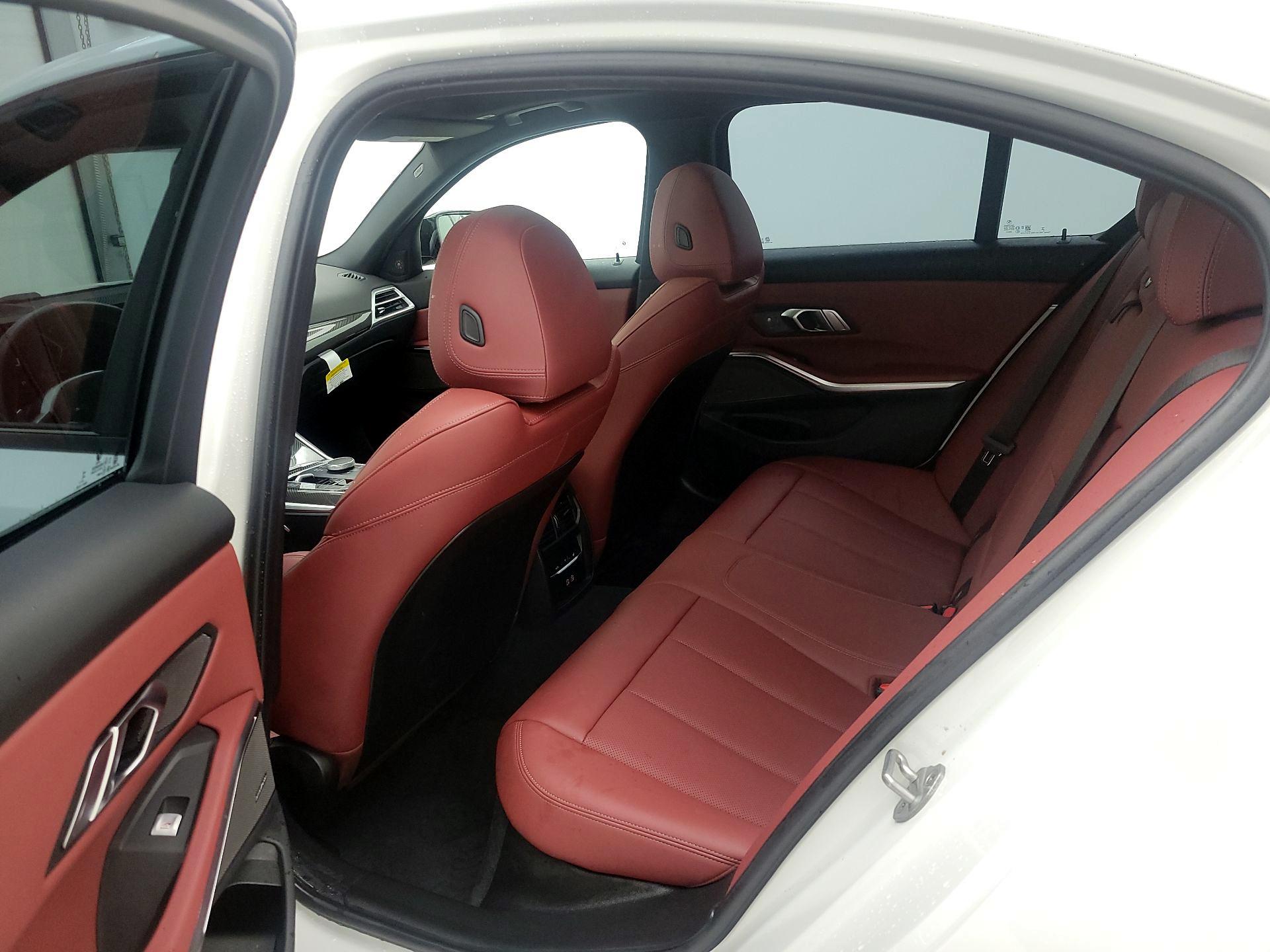 Thumbnail: 2025 BMW 3 Series - 20