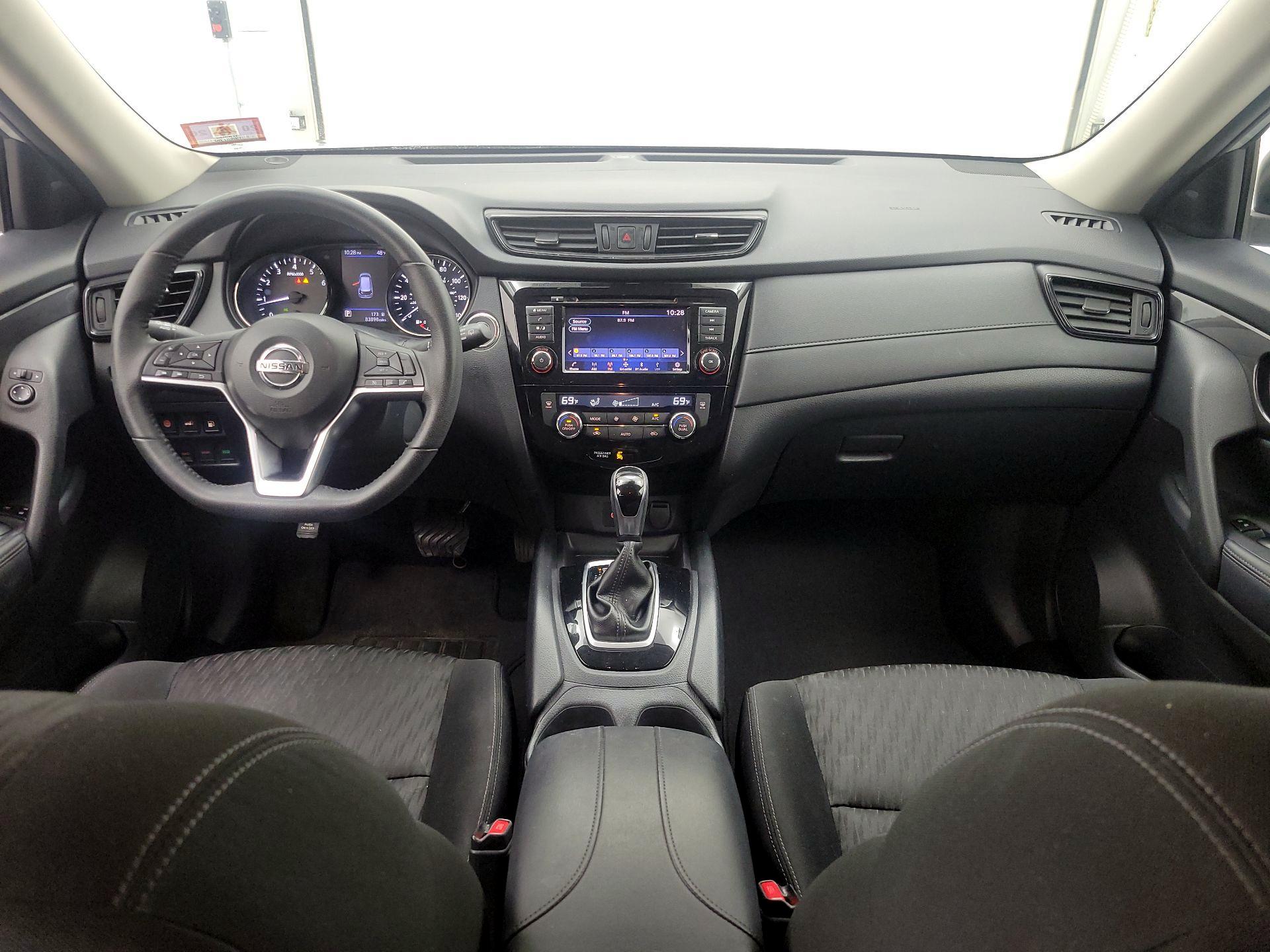 Thumbnail: 2019 Nissan Rogue - 9