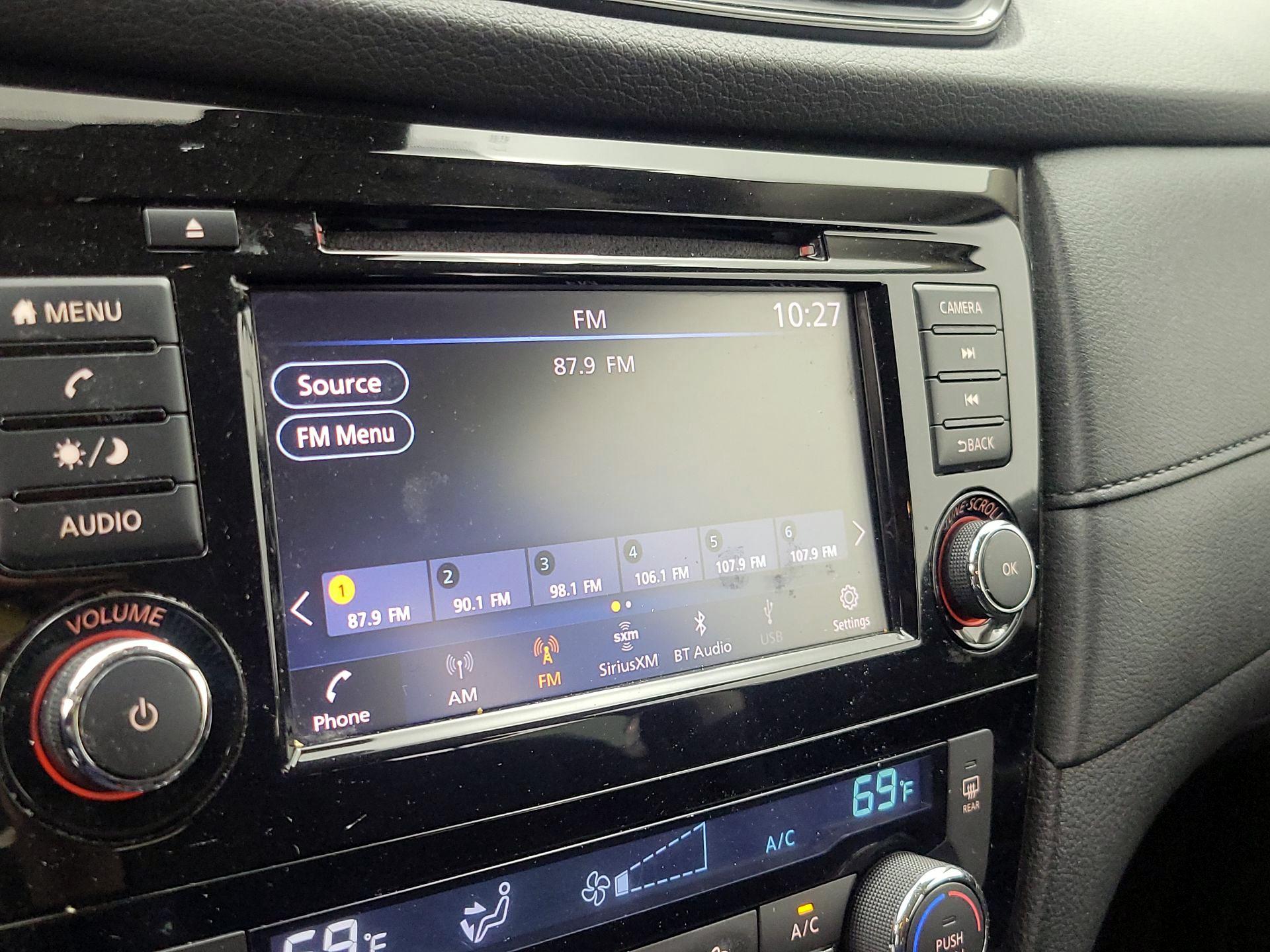 Thumbnail: 2019 Nissan Rogue - 15