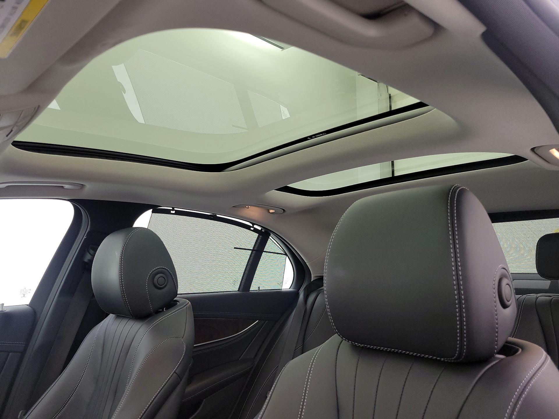 Thumbnail: 2018 Mercedes-Benz E-Class - 20