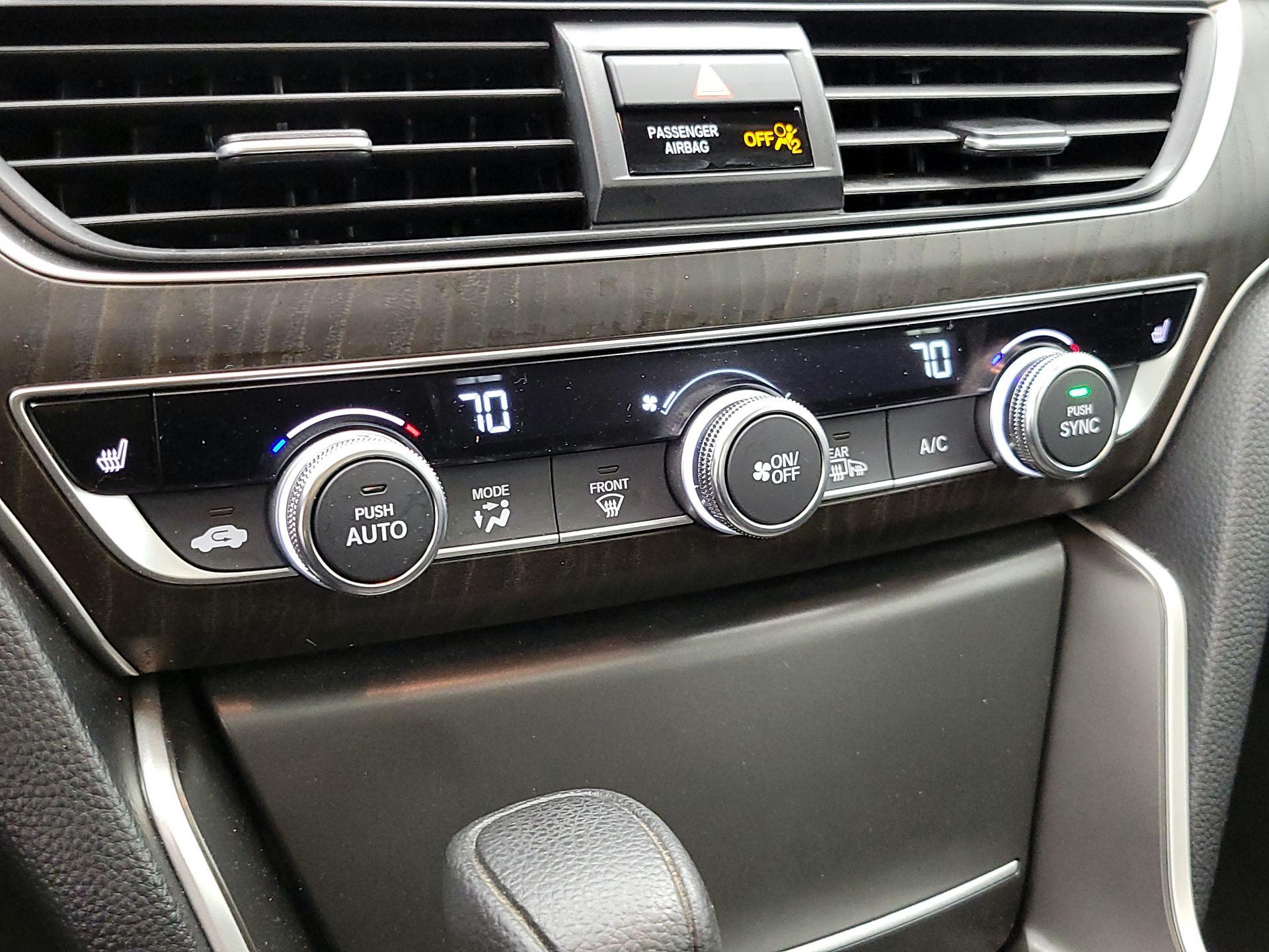 Thumbnail: 2019 Honda Accord - 16