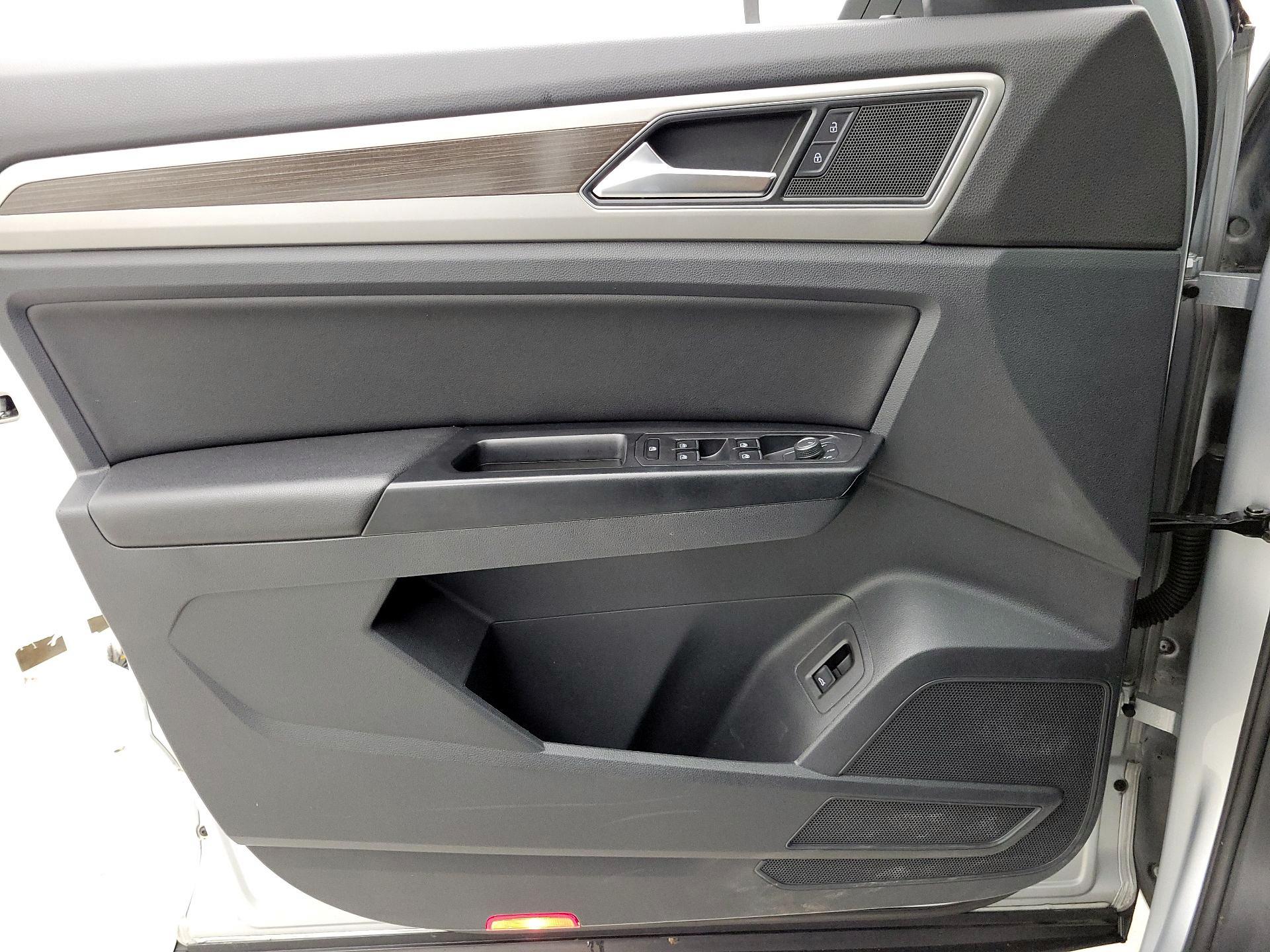 Thumbnail: 2019 Volkswagen Atlas - 12