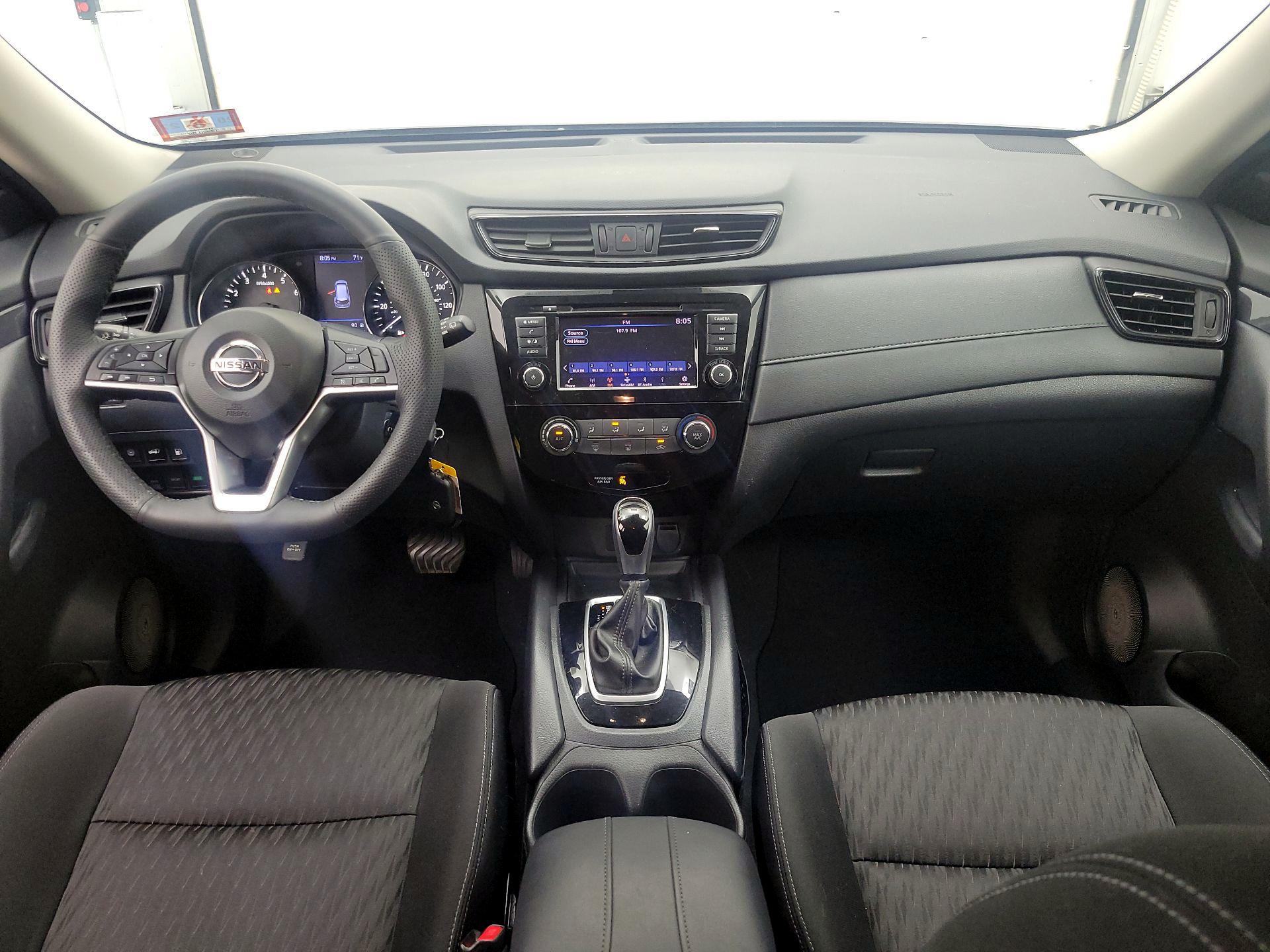 Thumbnail: 2020 Nissan Rogue - 9