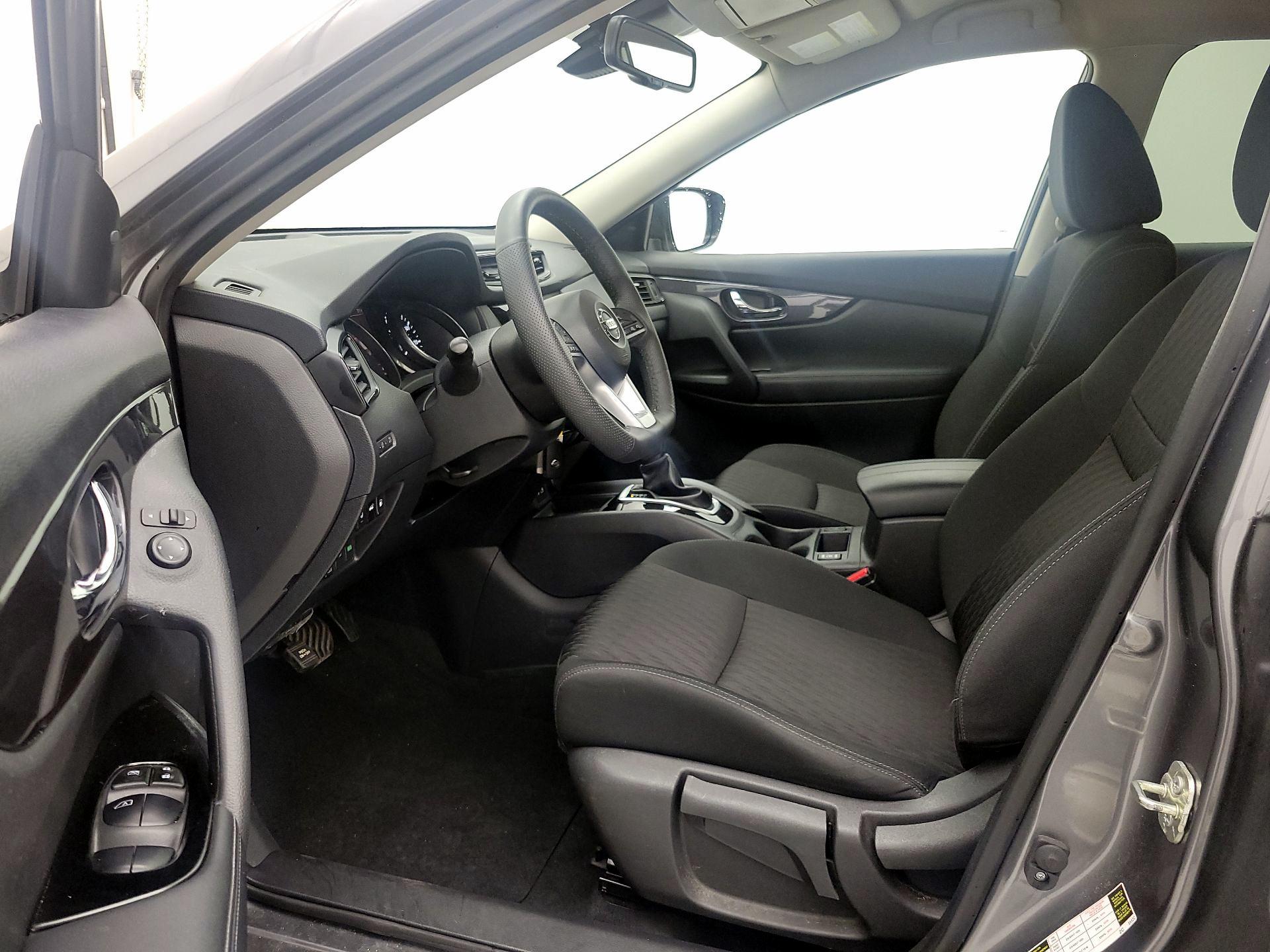 Thumbnail: 2020 Nissan Rogue - 11