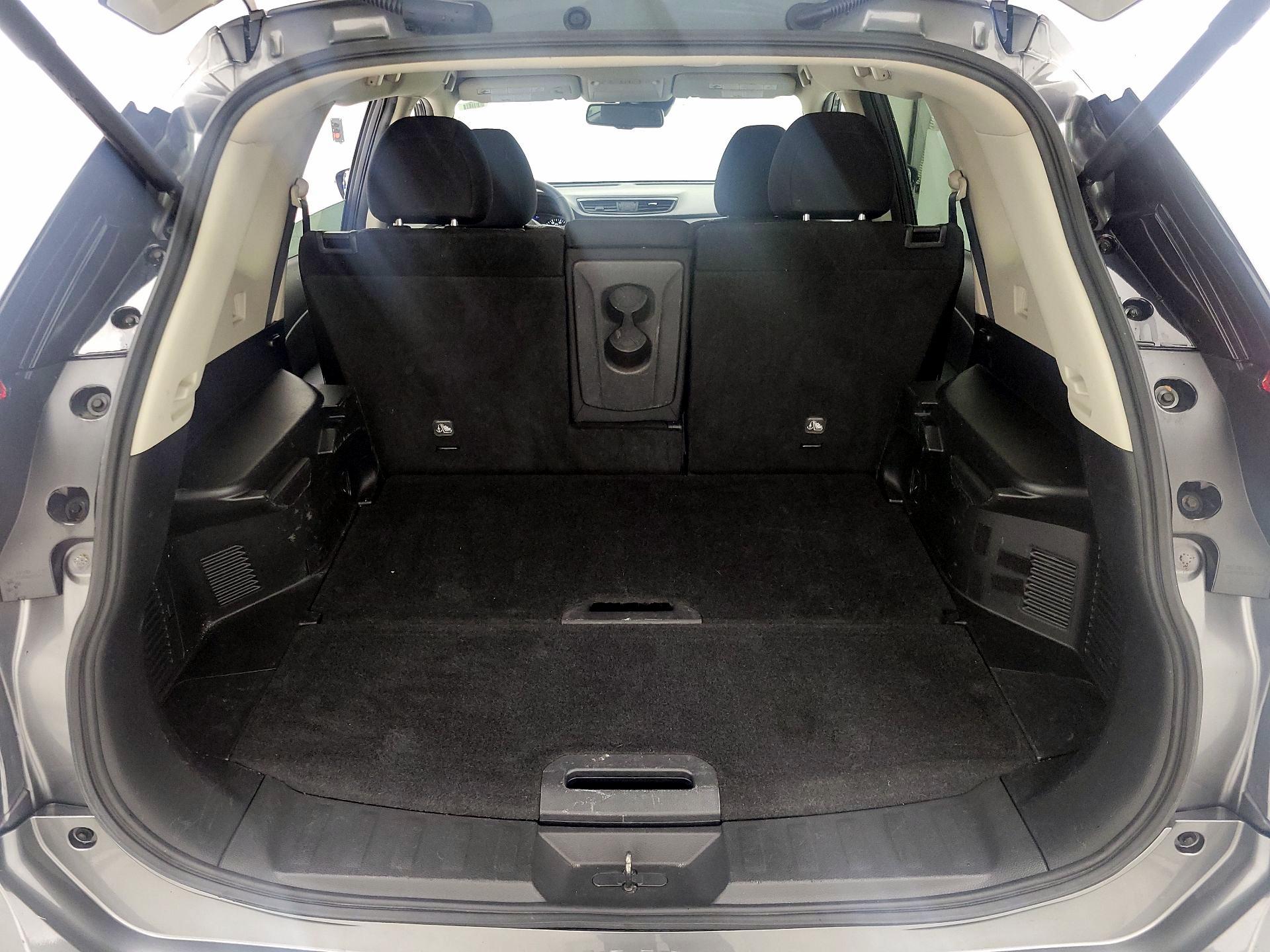 Thumbnail: 2020 Nissan Rogue - 20