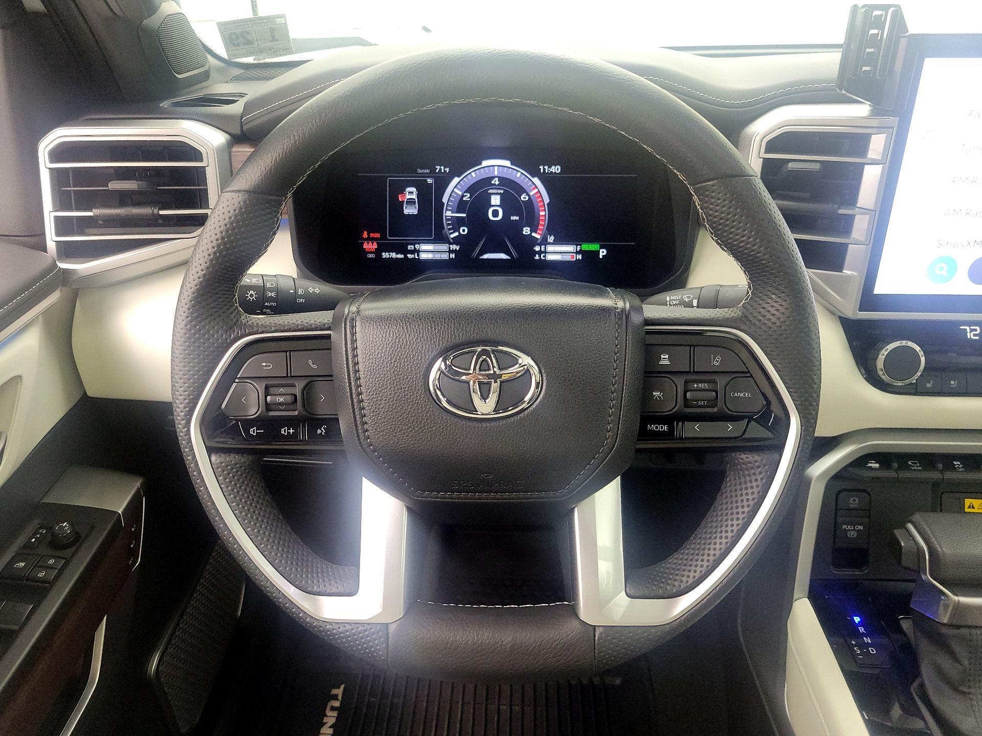 Thumbnail: 2024 Toyota Tundra - 10