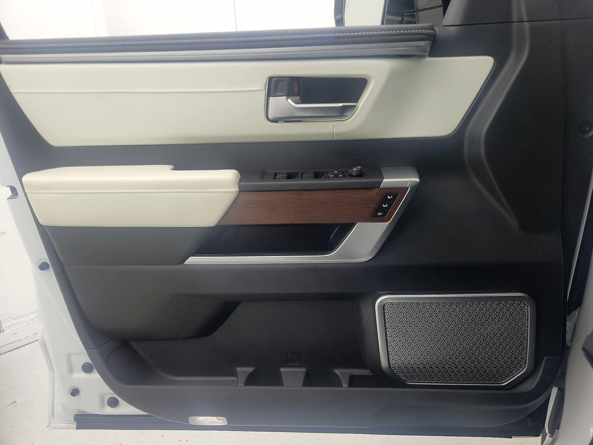 Thumbnail: 2024 Toyota Tundra - 12