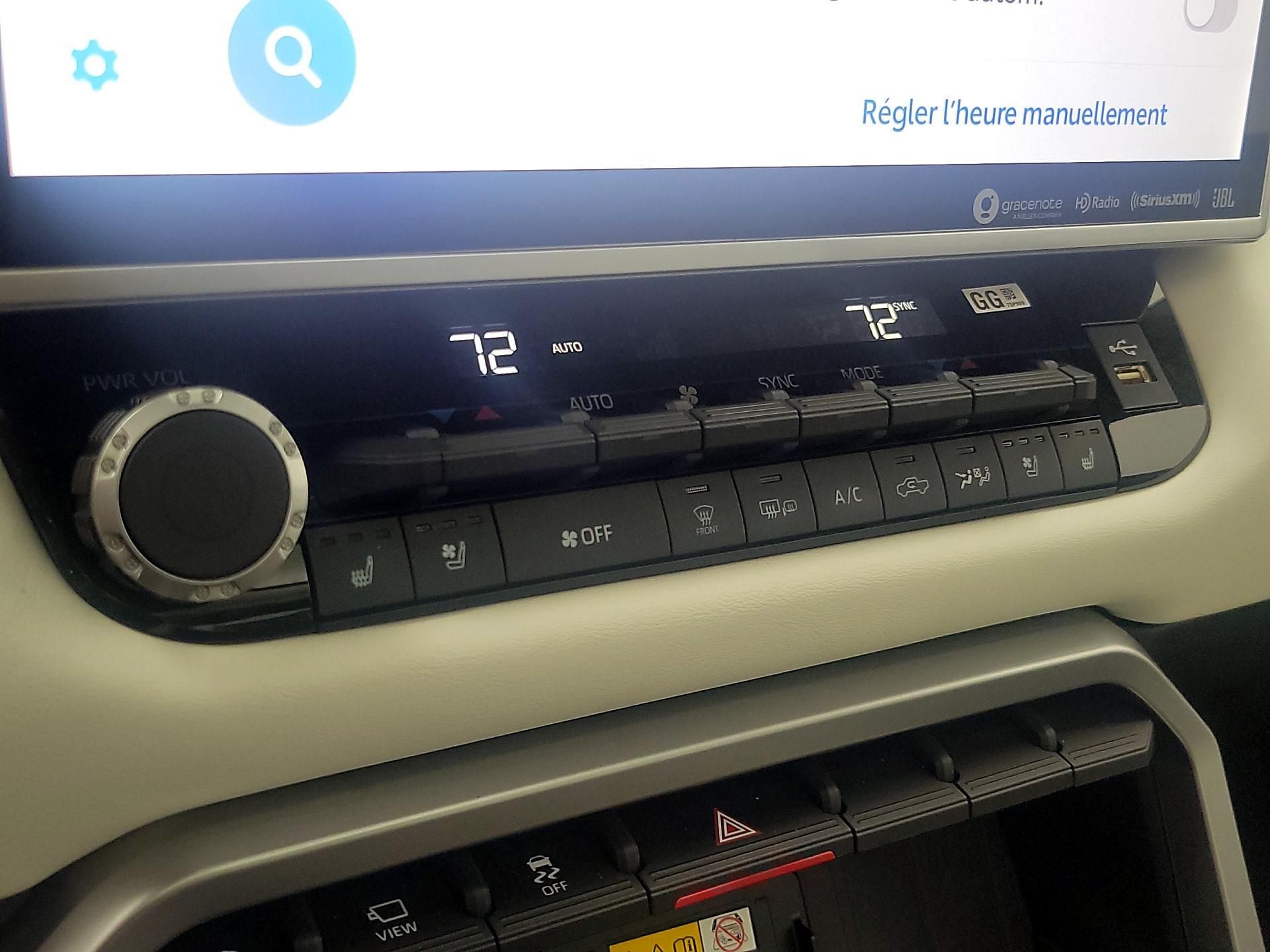 Thumbnail: 2024 Toyota Tundra - 16