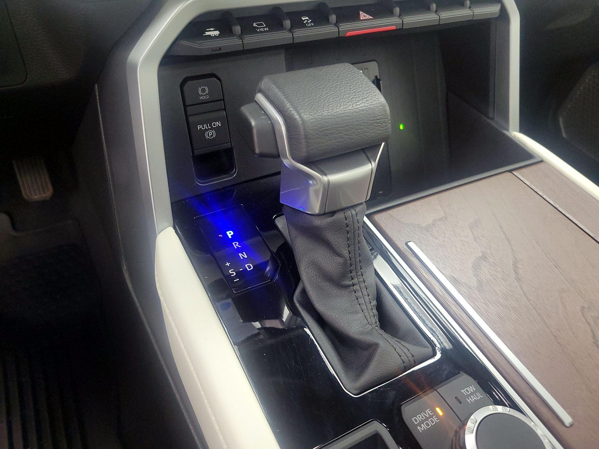 Thumbnail: 2024 Toyota Tundra - 17