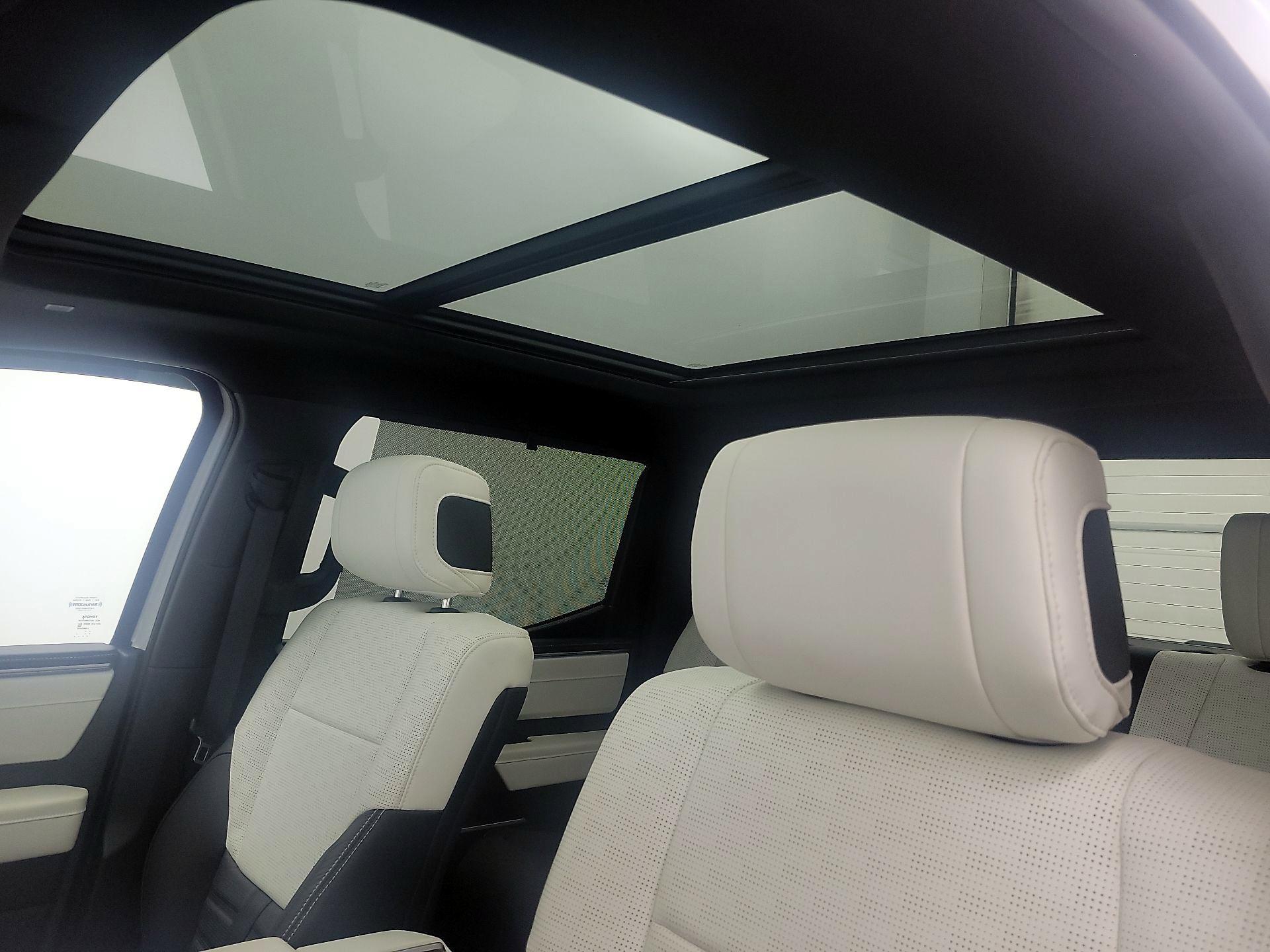 Thumbnail: 2024 Toyota Tundra - 19