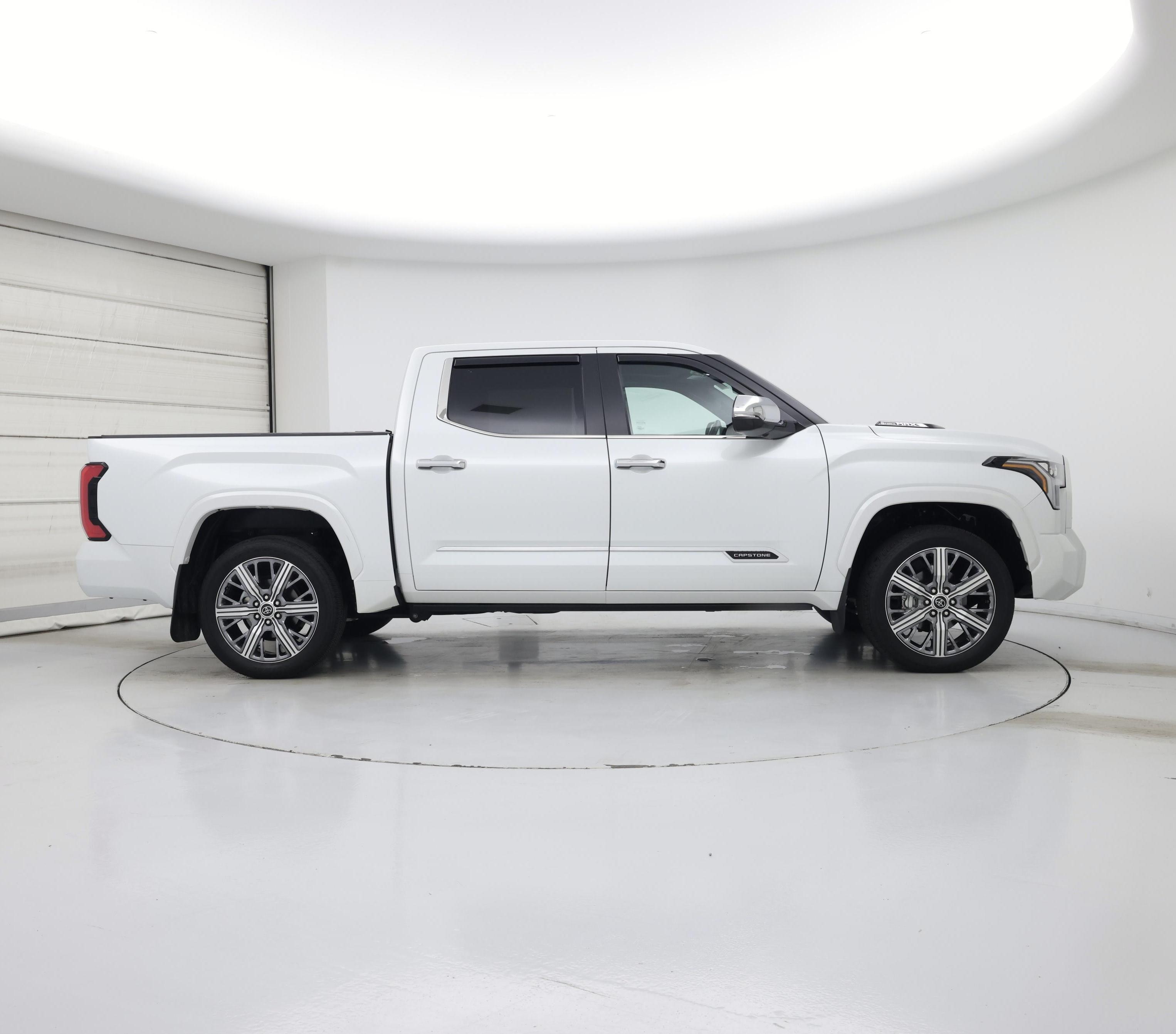 Thumbnail: 2024 Toyota Tundra - 7