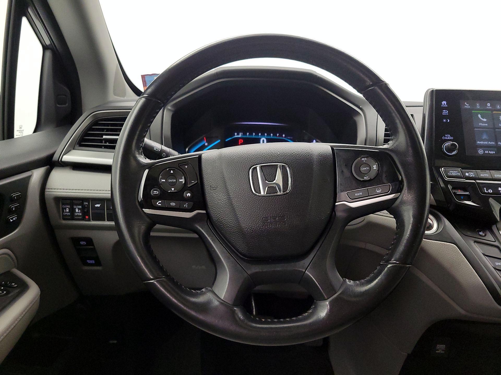 Thumbnail: 2018 Honda Odyssey - 10