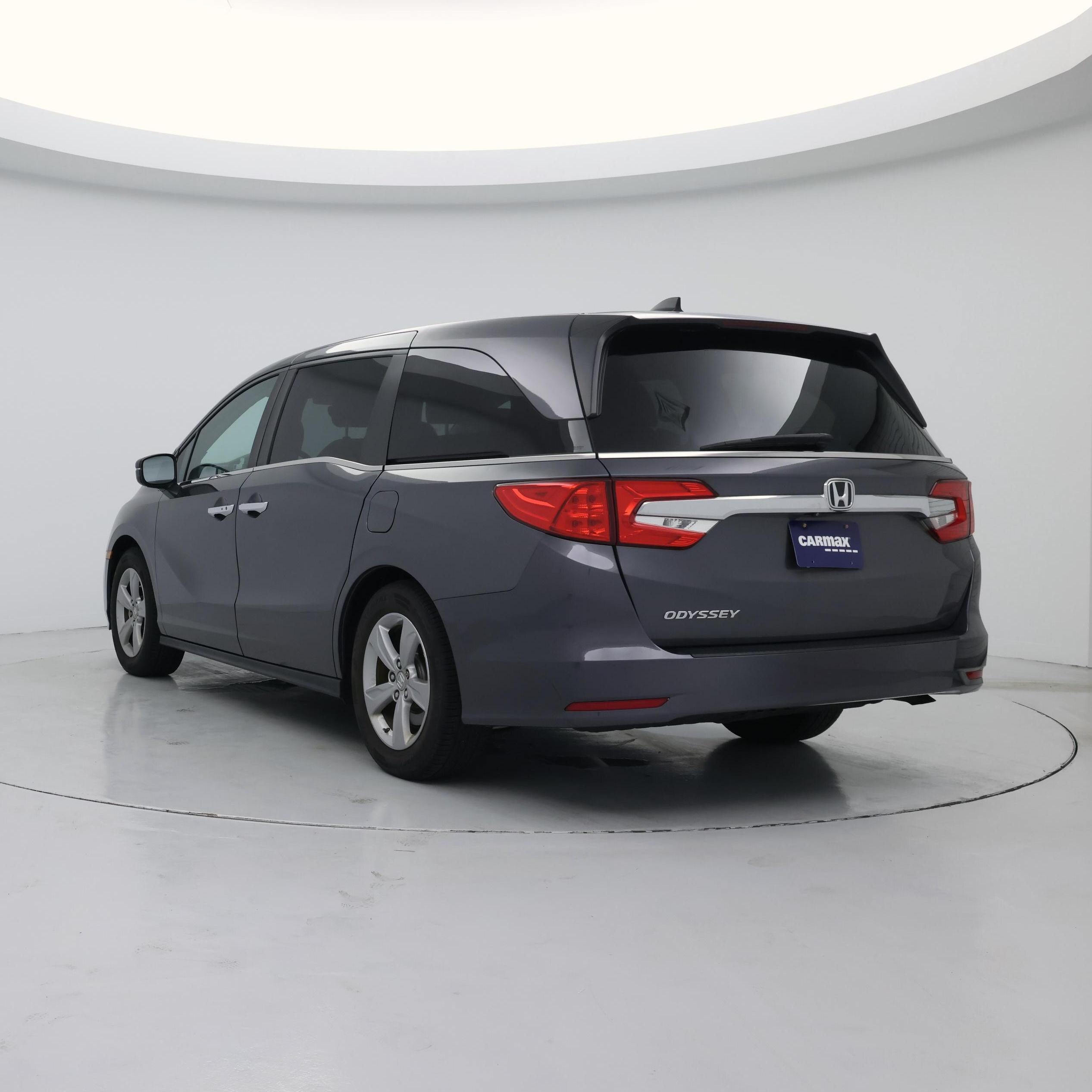 Thumbnail: 2018 Honda Odyssey - 2