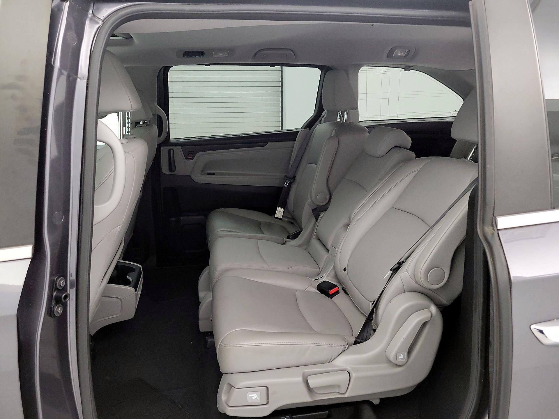 Thumbnail: 2018 Honda Odyssey - 19
