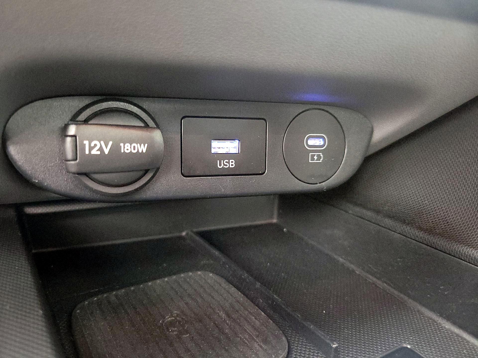 Thumbnail: 2025 Hyundai Elantra - 19