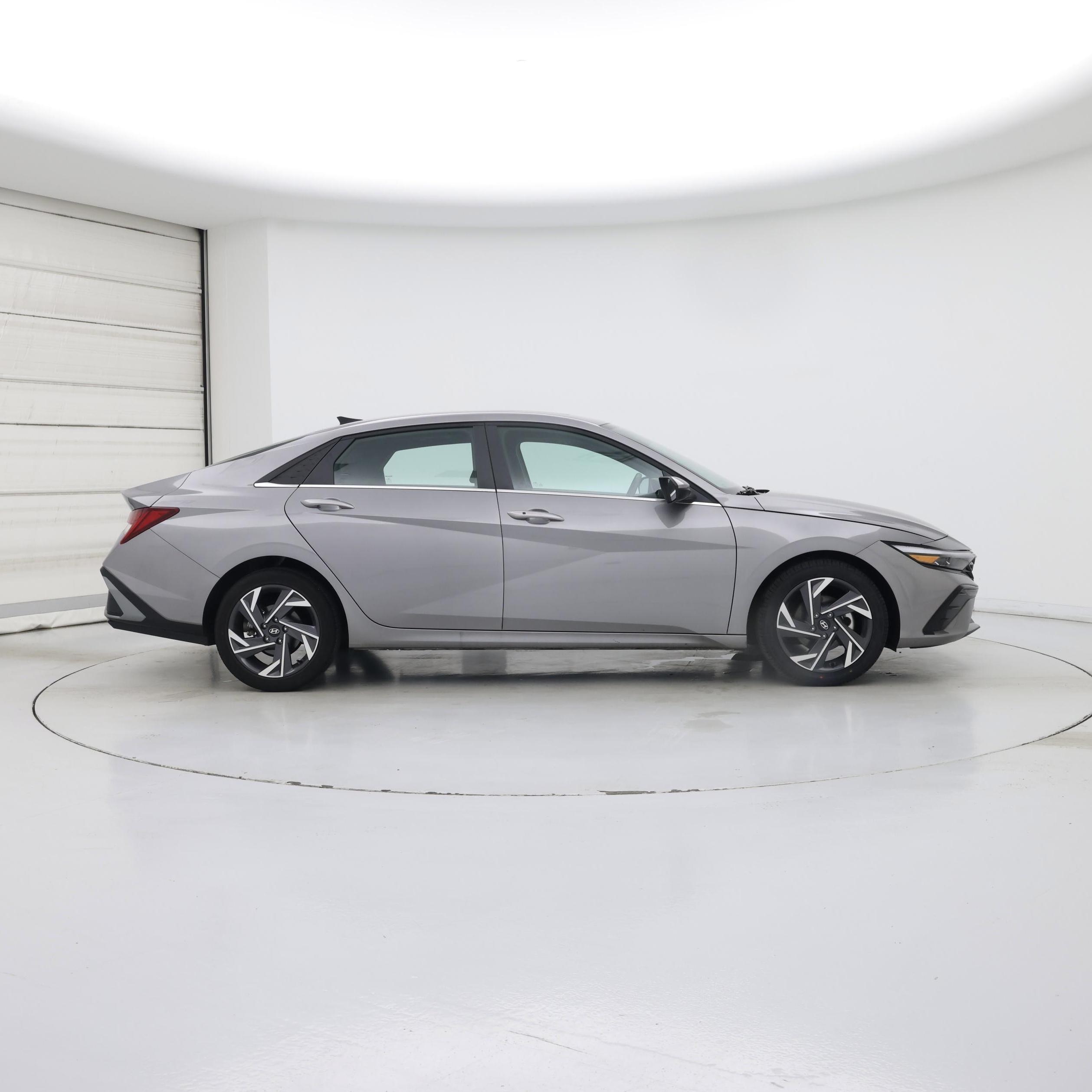 Thumbnail: 2025 Hyundai Elantra - 7