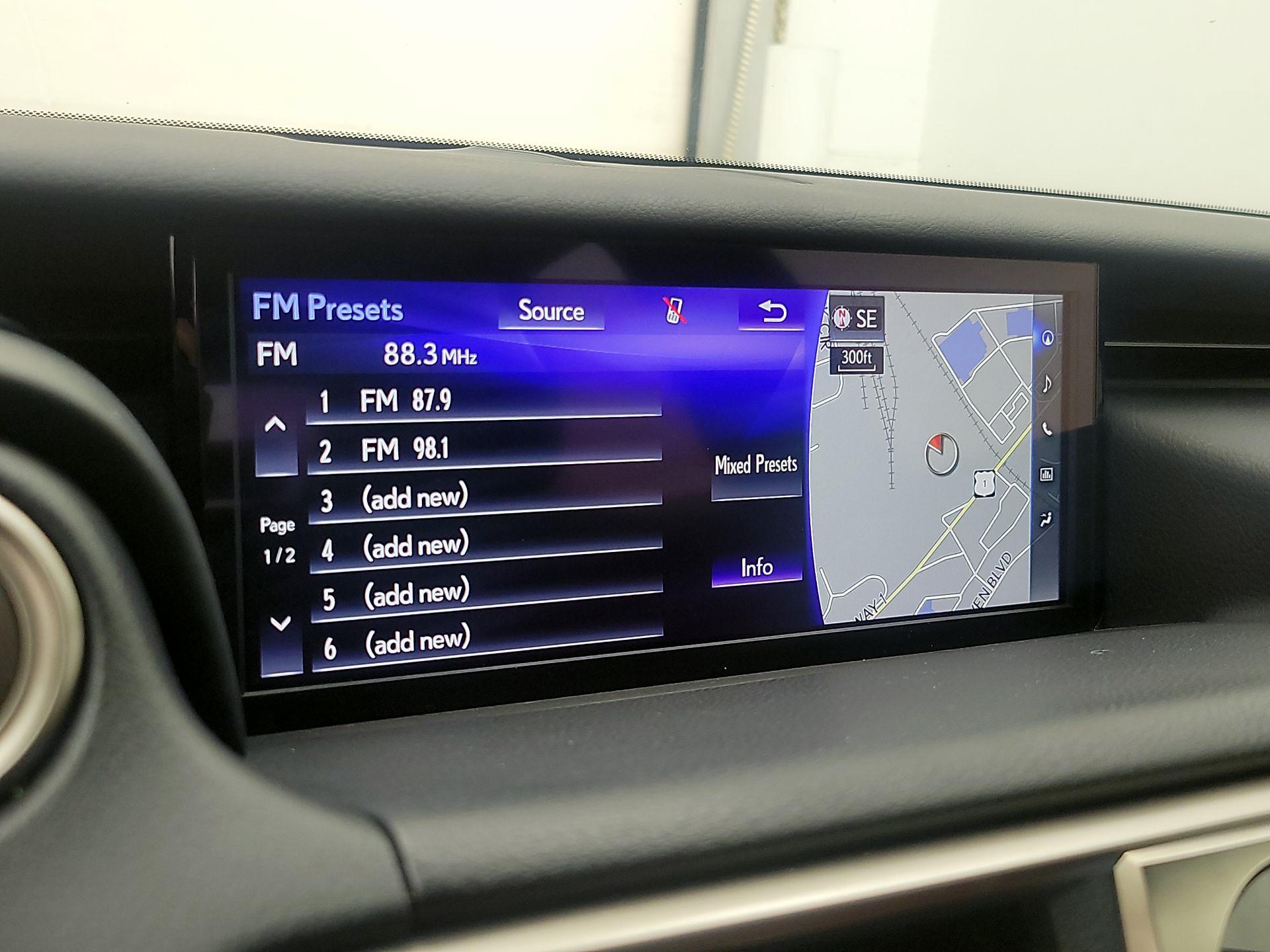 Thumbnail: 2019 Lexus IS - 16