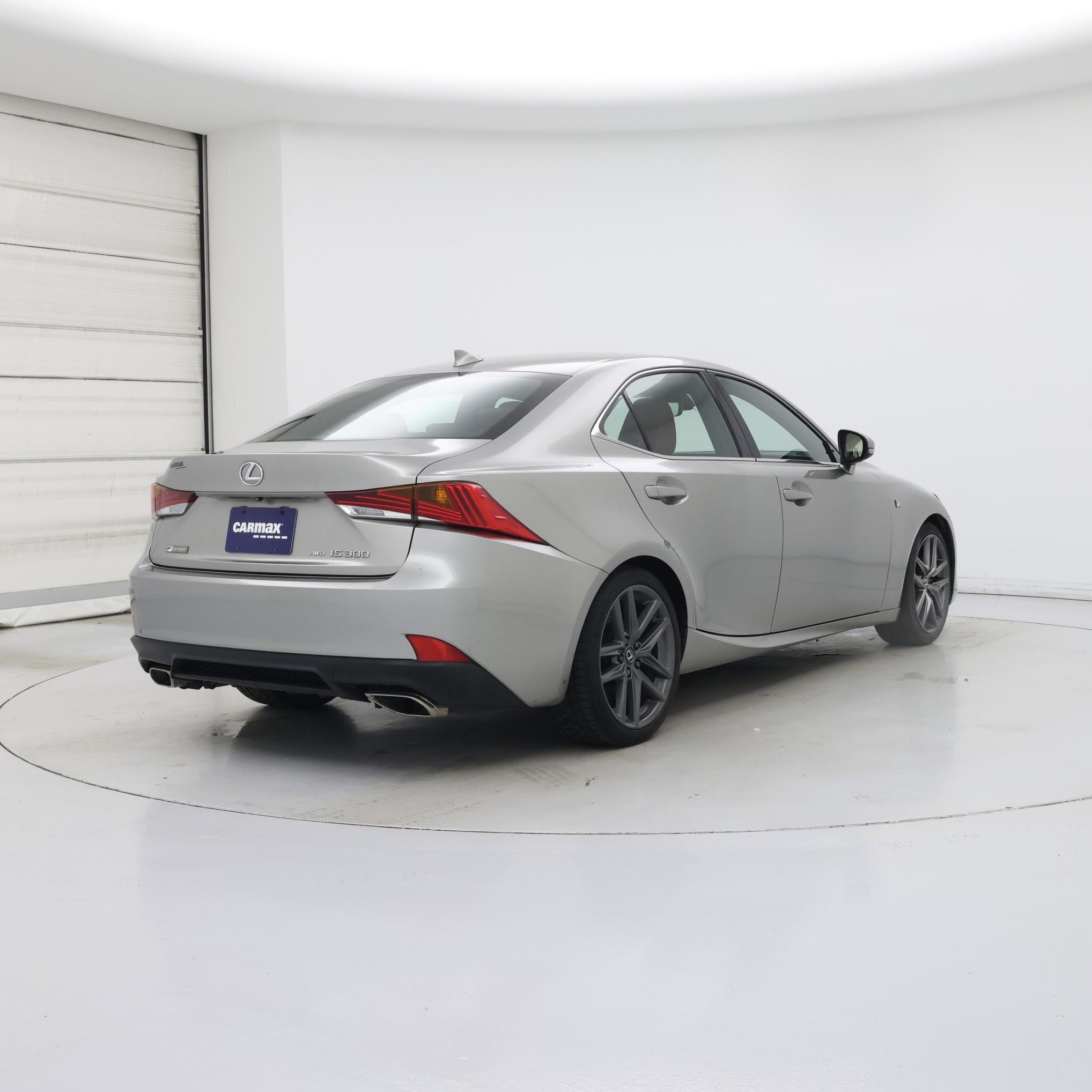 Thumbnail: 2019 Lexus IS - 8