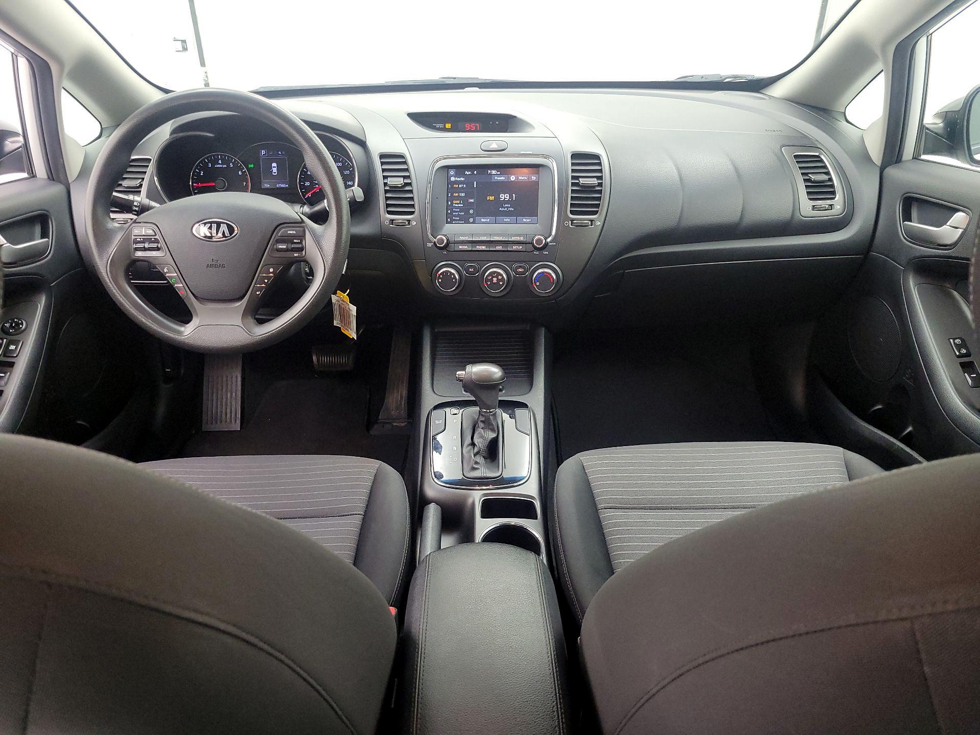 Thumbnail: 2018 Kia Forte - 9