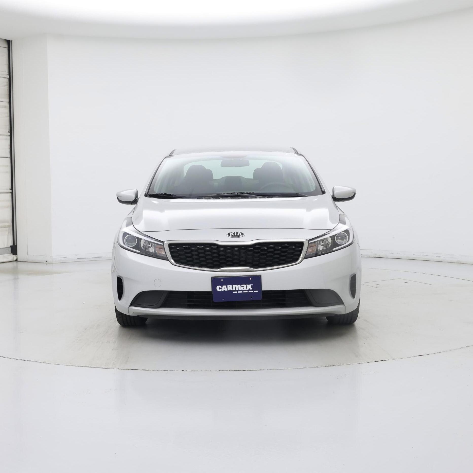 Thumbnail: 2018 Kia Forte - 5