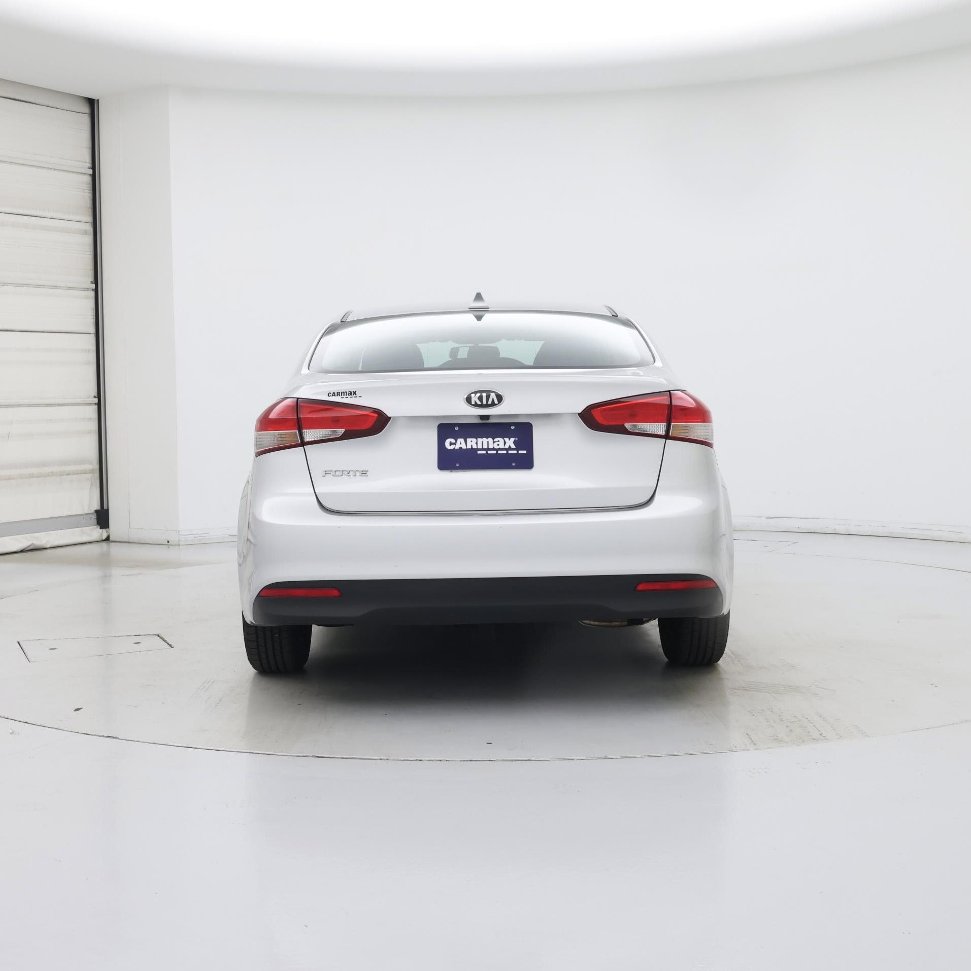 Thumbnail: 2018 Kia Forte - 6