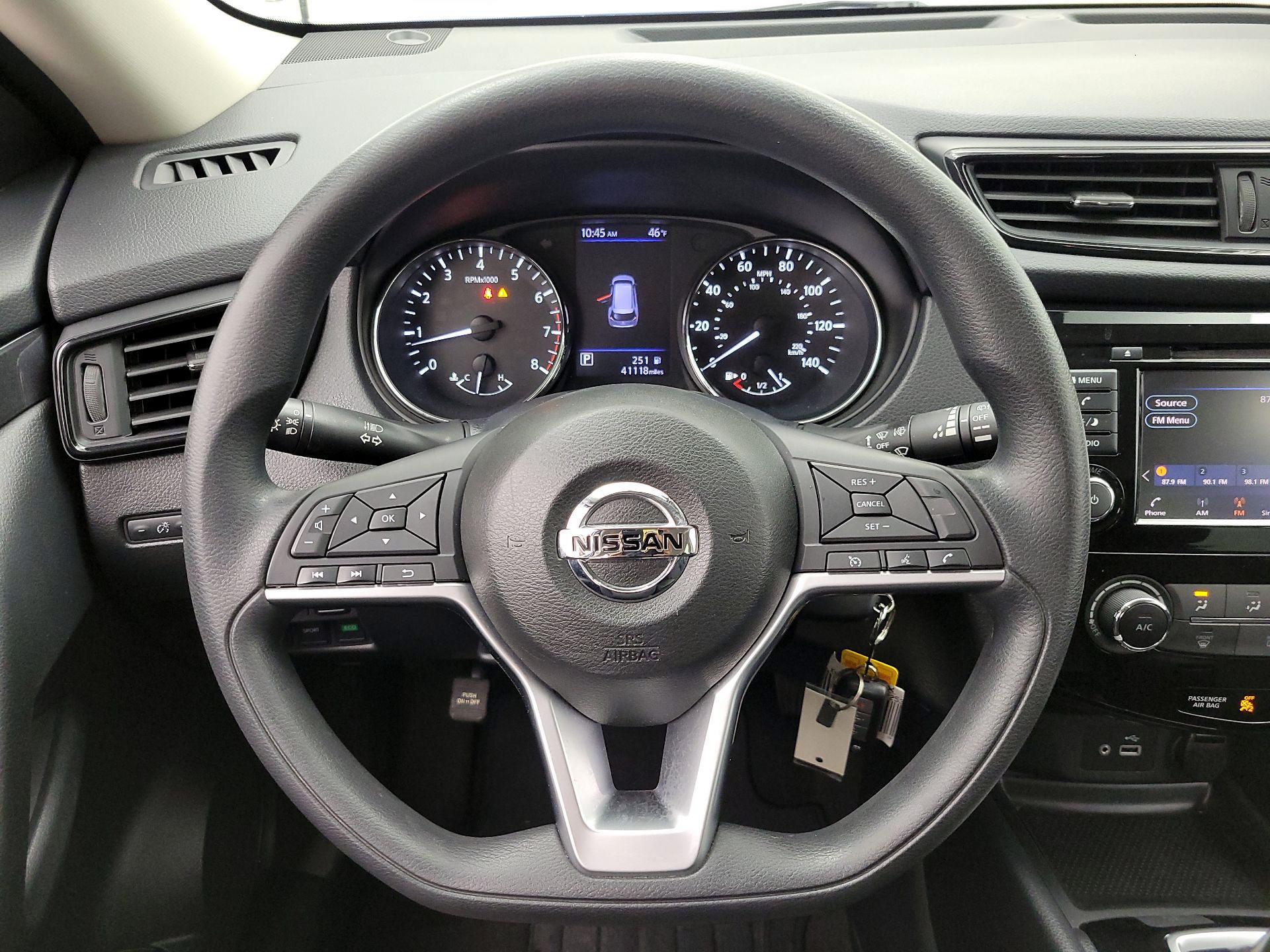 Thumbnail: 2018 Nissan Rogue - 10