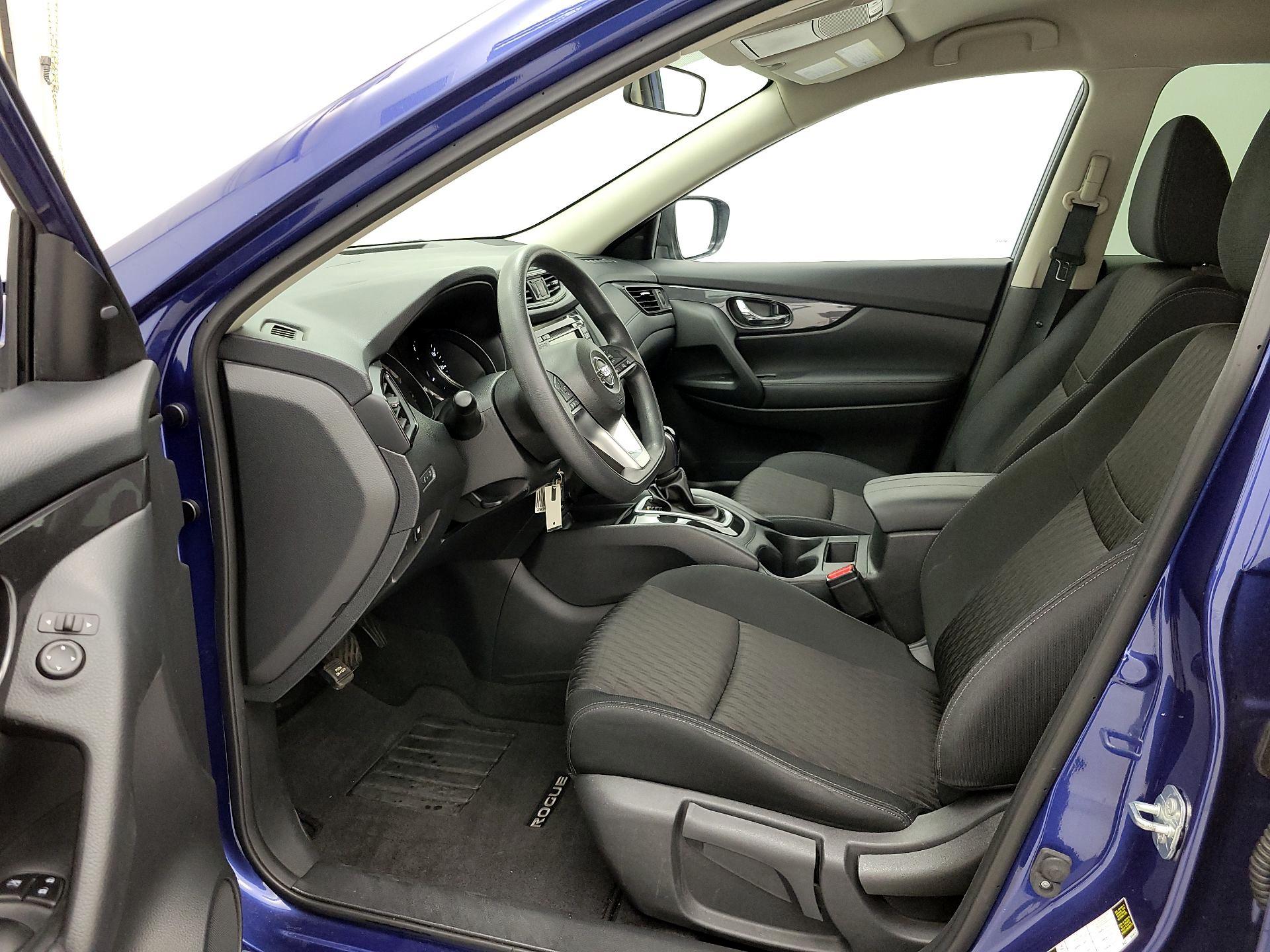 Thumbnail: 2018 Nissan Rogue - 11