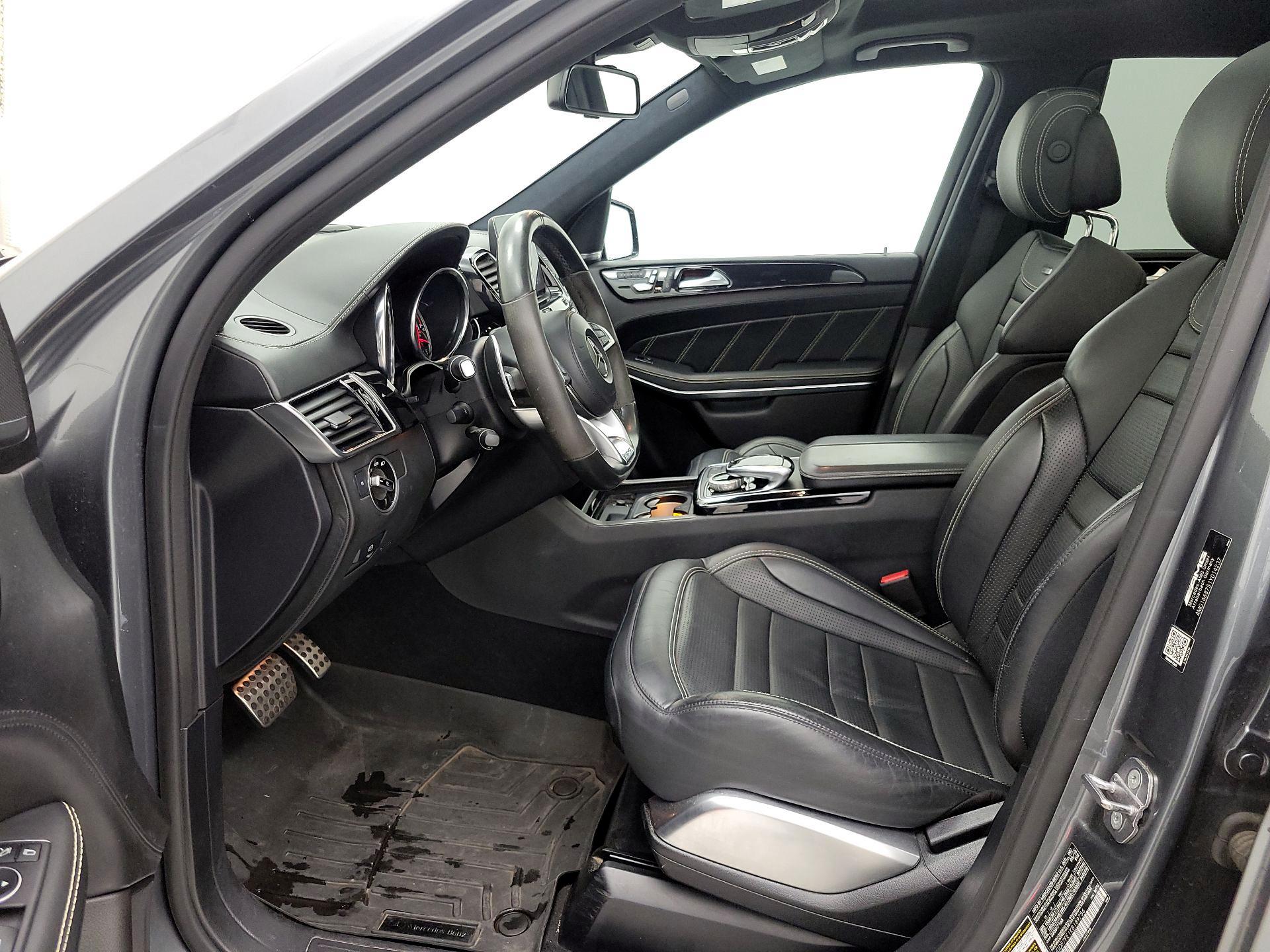 Thumbnail: 2019 Mercedes-Benz GL-Class - 11