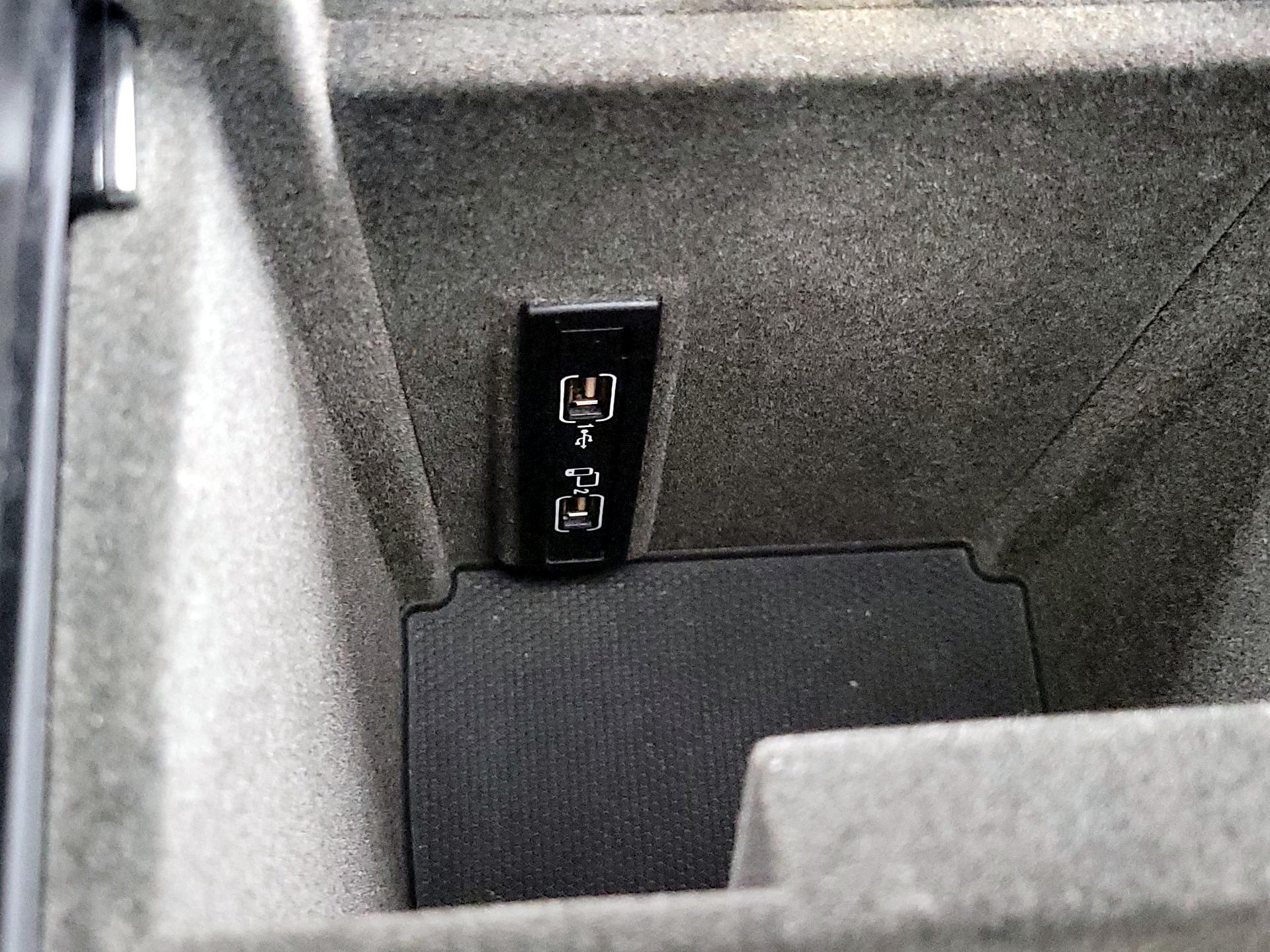 Thumbnail: 2019 Mercedes-Benz GL-Class - 19