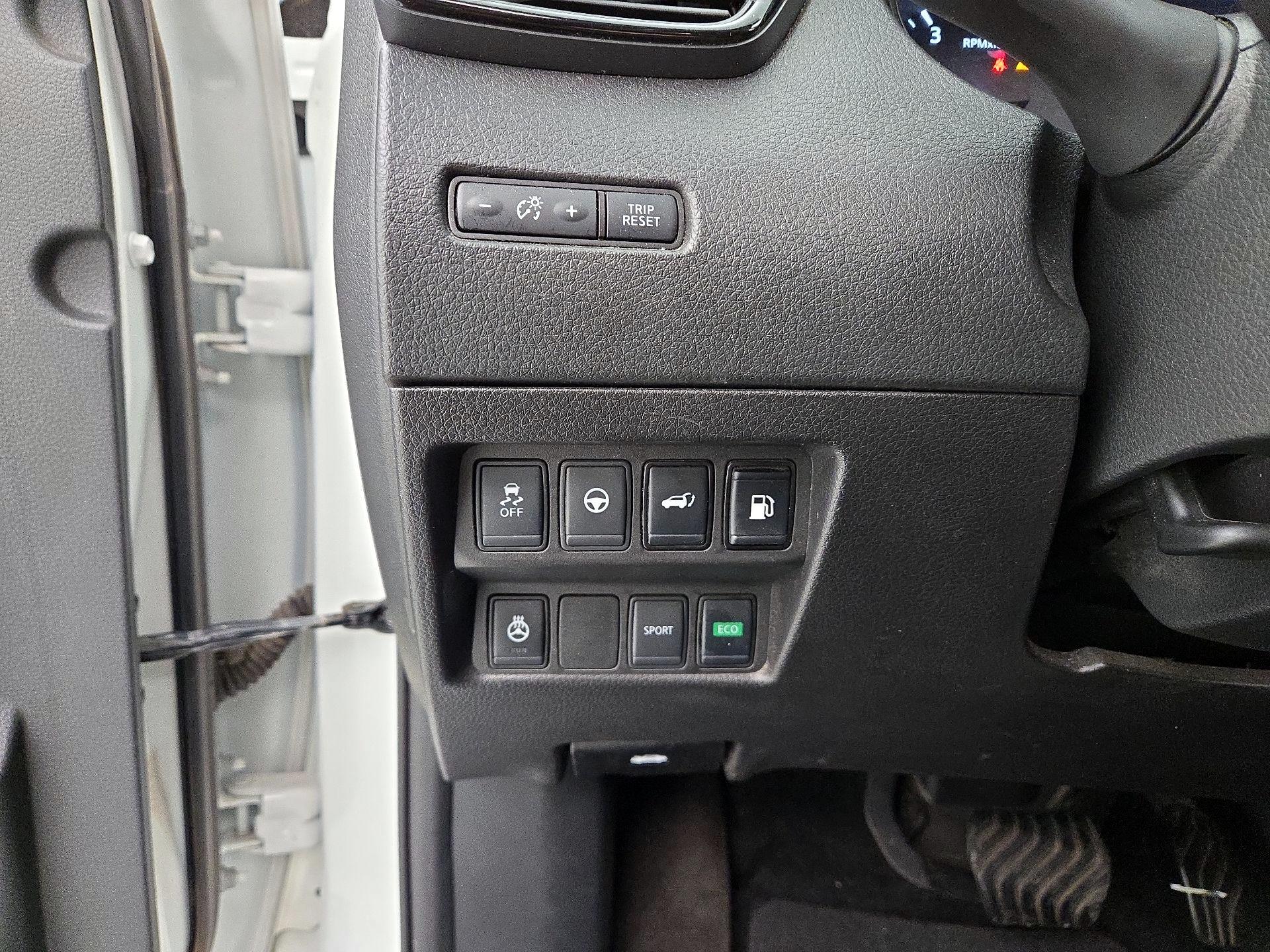 Thumbnail: 2019 Nissan Rogue - 13