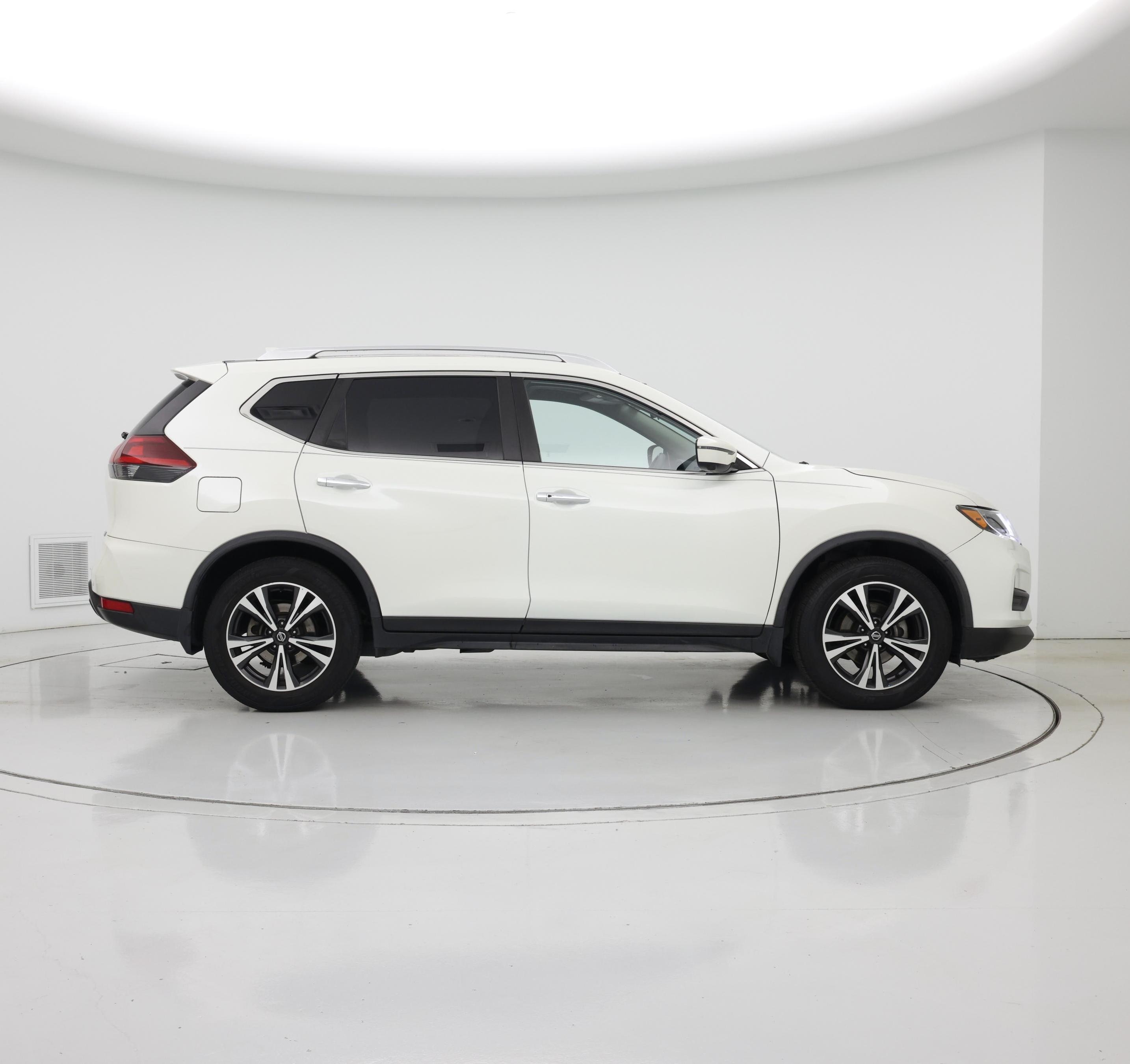 Thumbnail: 2019 Nissan Rogue - 7