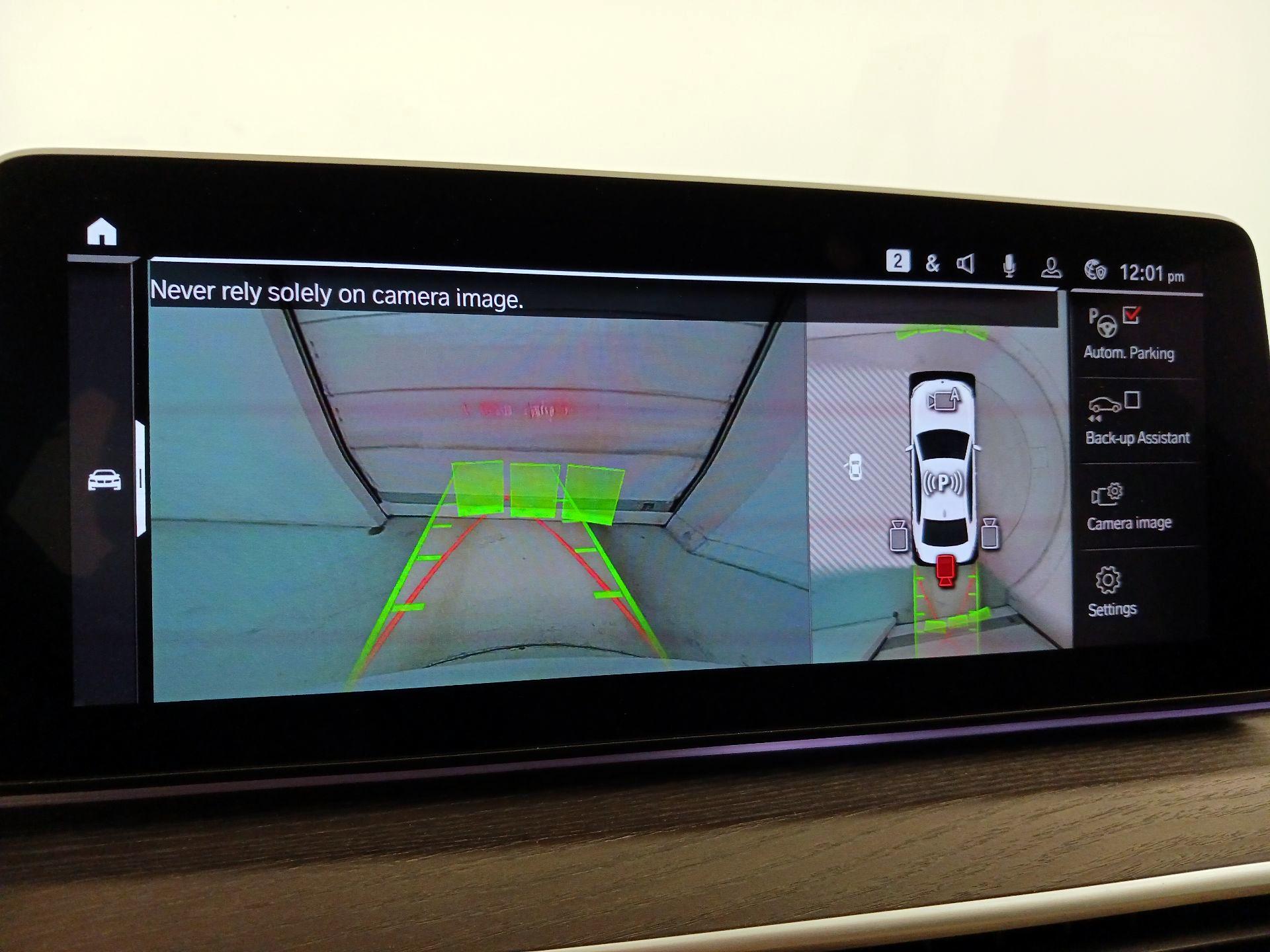 Thumbnail: 2021 BMW 5 Series - 15