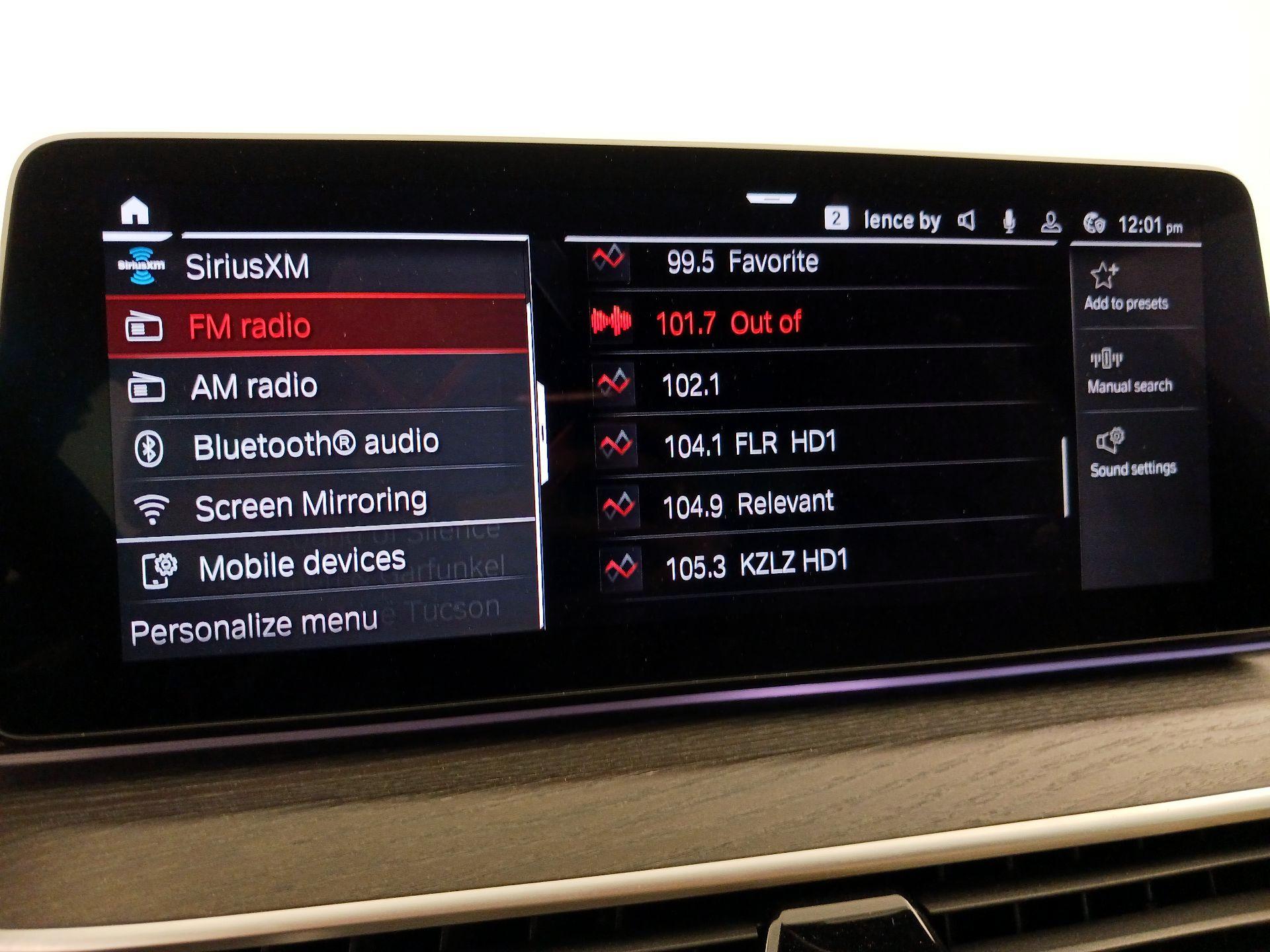 Thumbnail: 2021 BMW 5 Series - 16