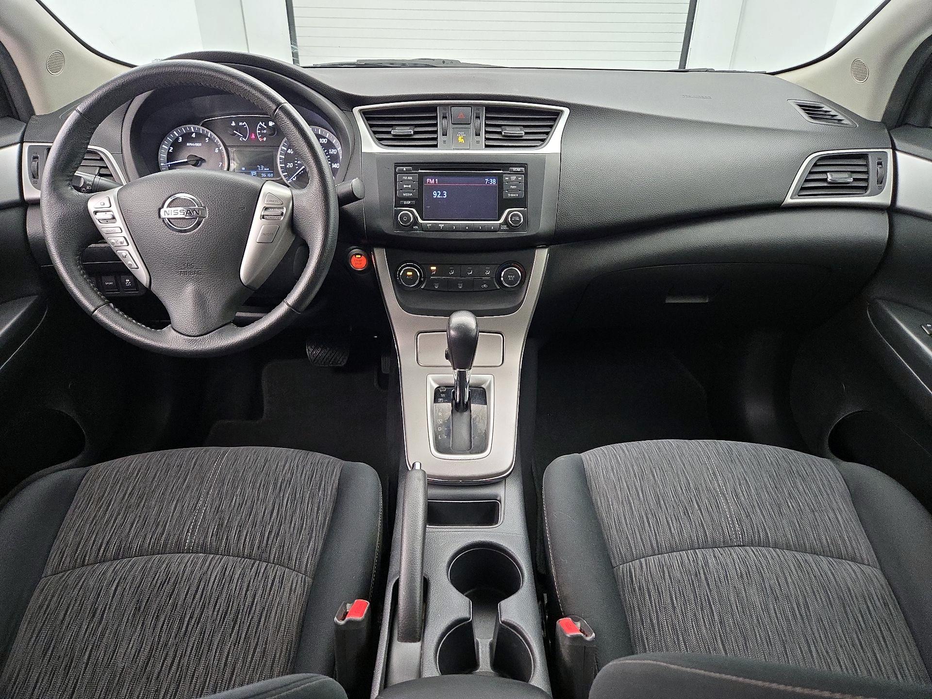 Thumbnail: 2015 Nissan Sentra - 9