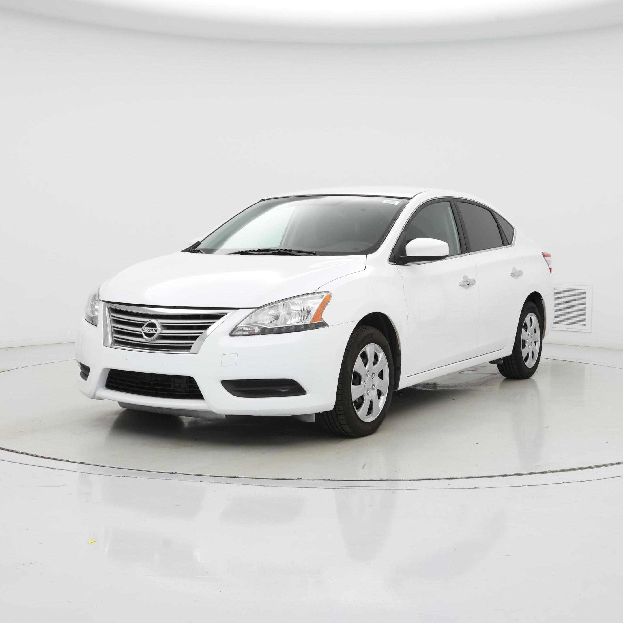Thumbnail: 2015 Nissan Sentra - 4