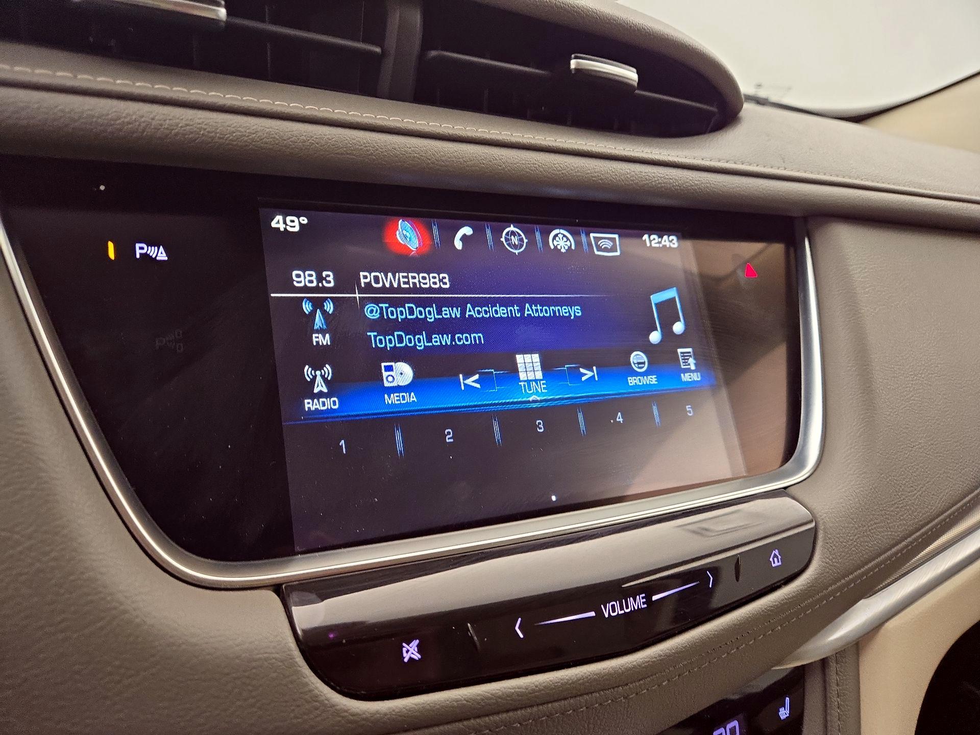 Thumbnail: 2018 Cadillac XT5 - 16