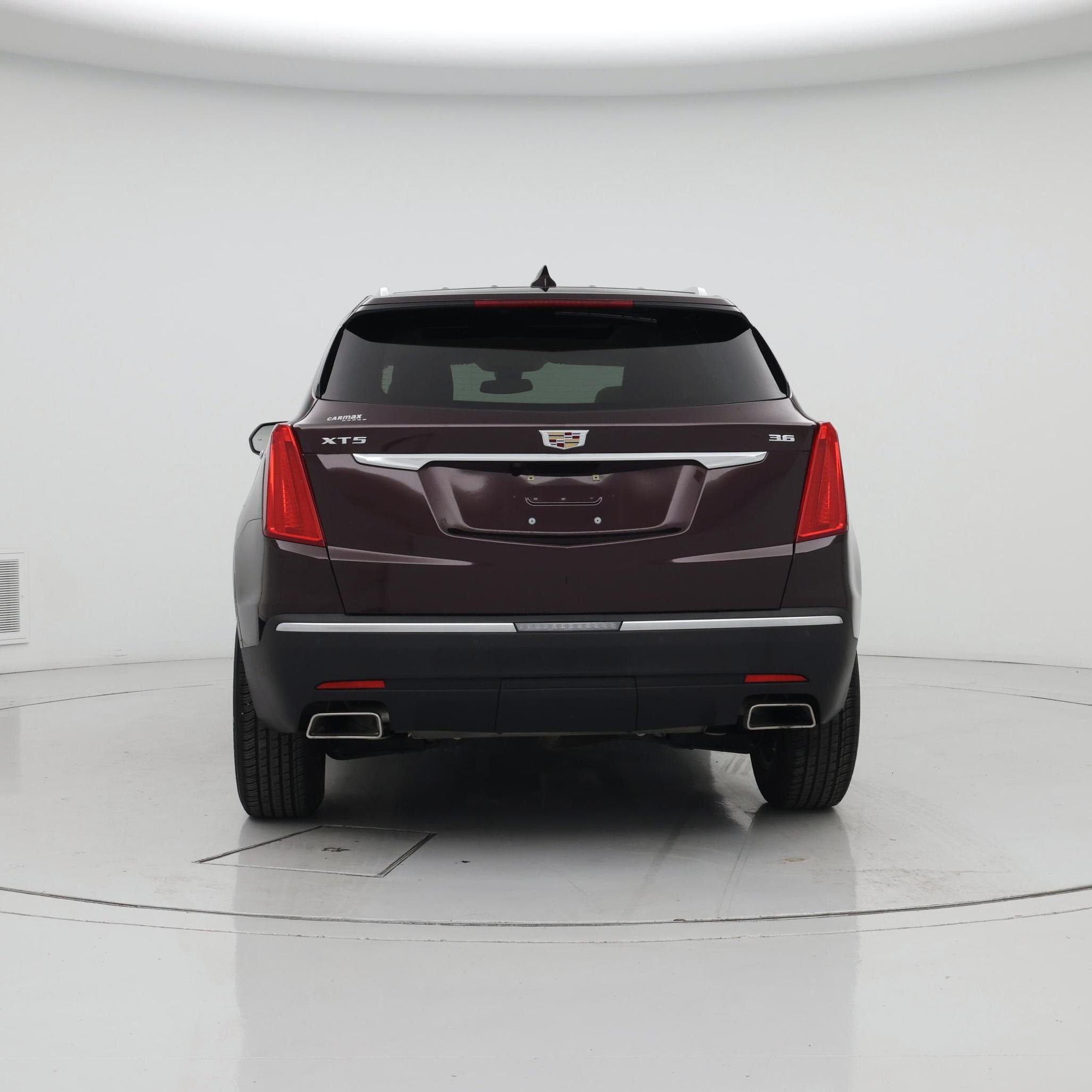 Thumbnail: 2018 Cadillac XT5 - 6
