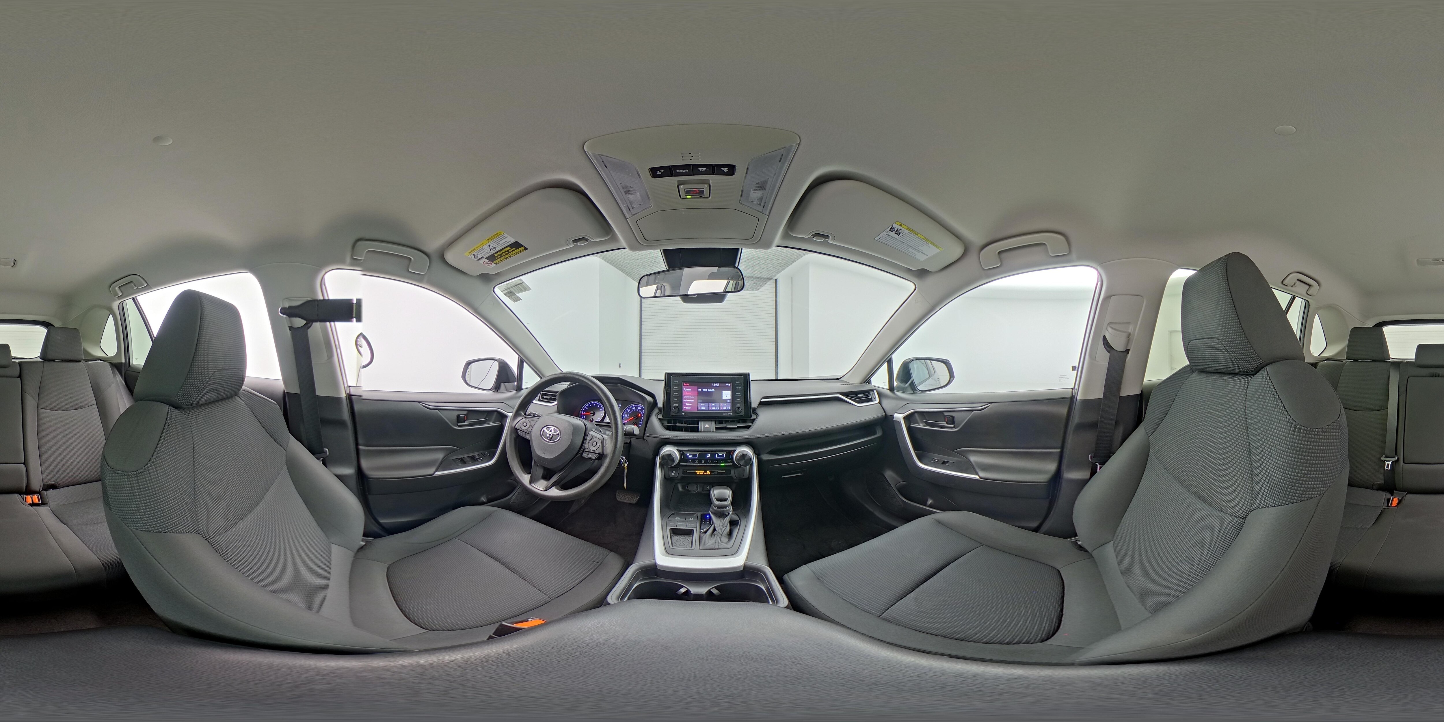 2021 Toyota RAV4 LE - Photo 24