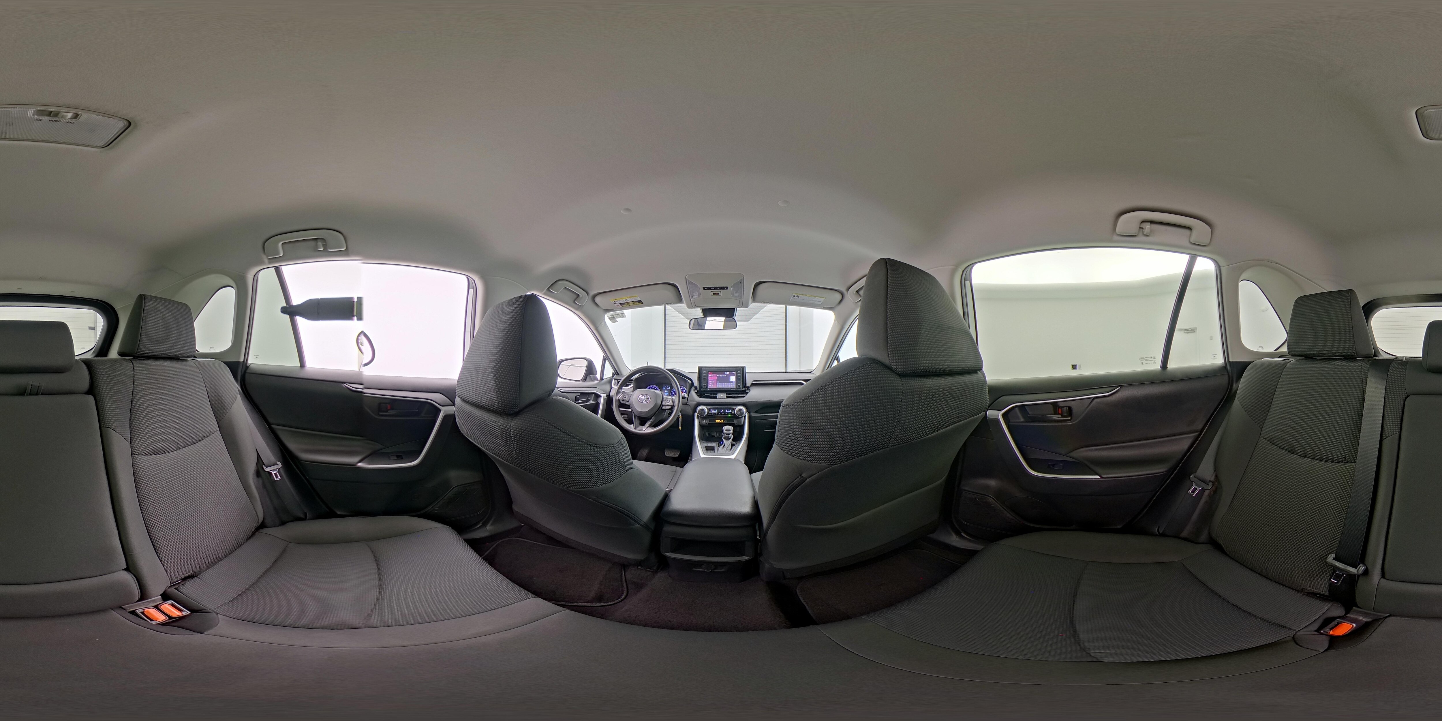 2021 Toyota RAV4 LE - Photo 25
