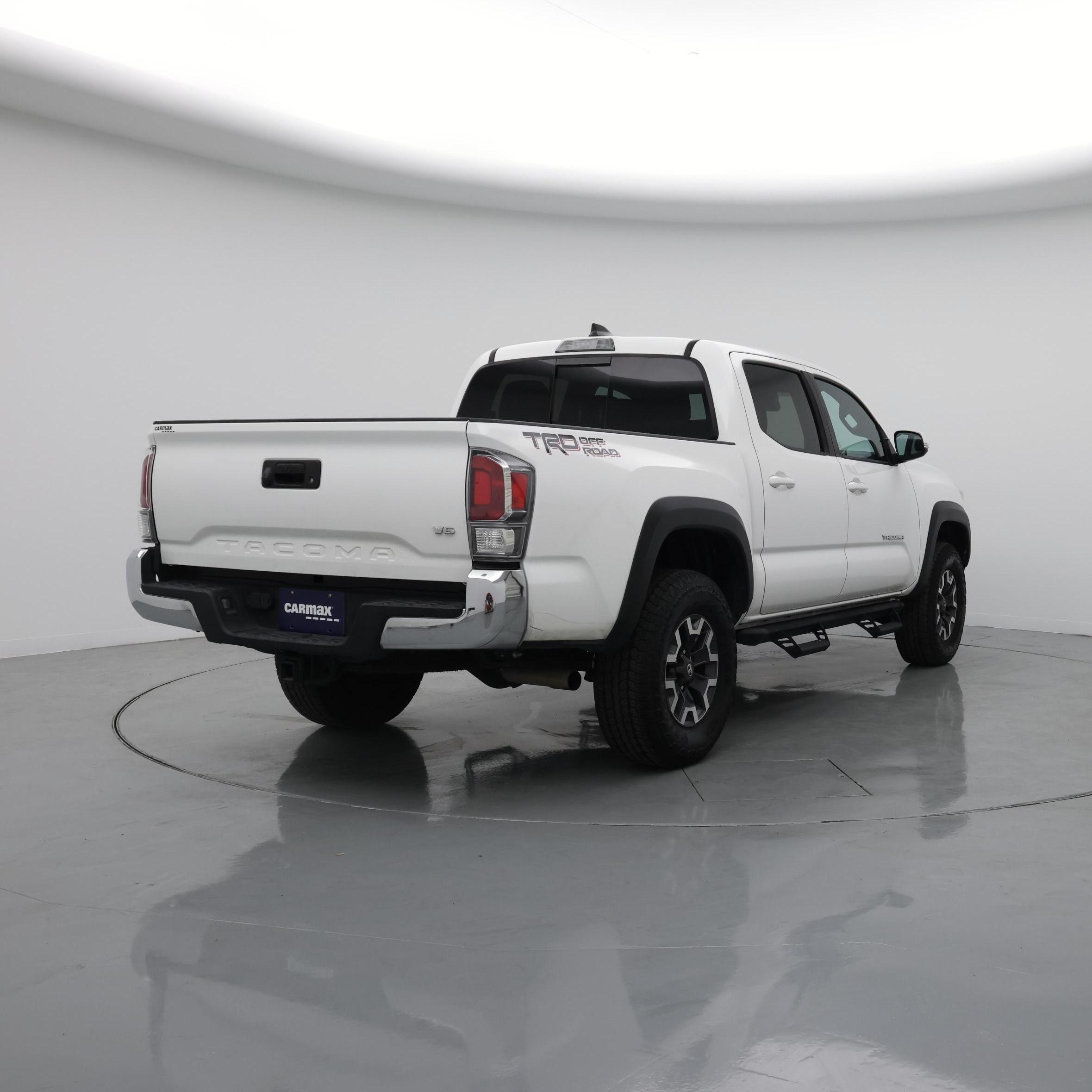 Thumbnail: 2023 Toyota Tacoma - 8