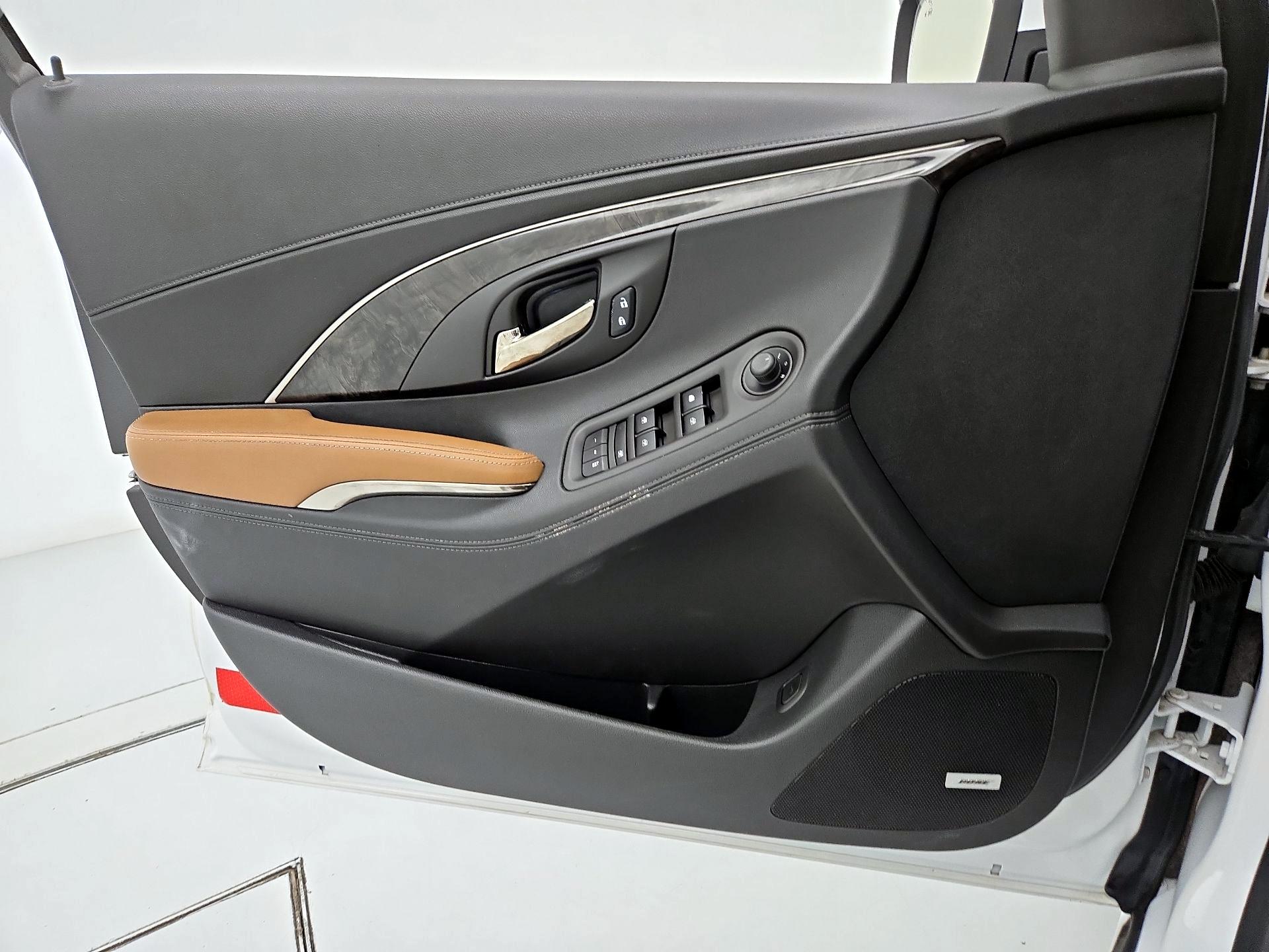 Thumbnail: 2015 Buick LaCrosse - 12