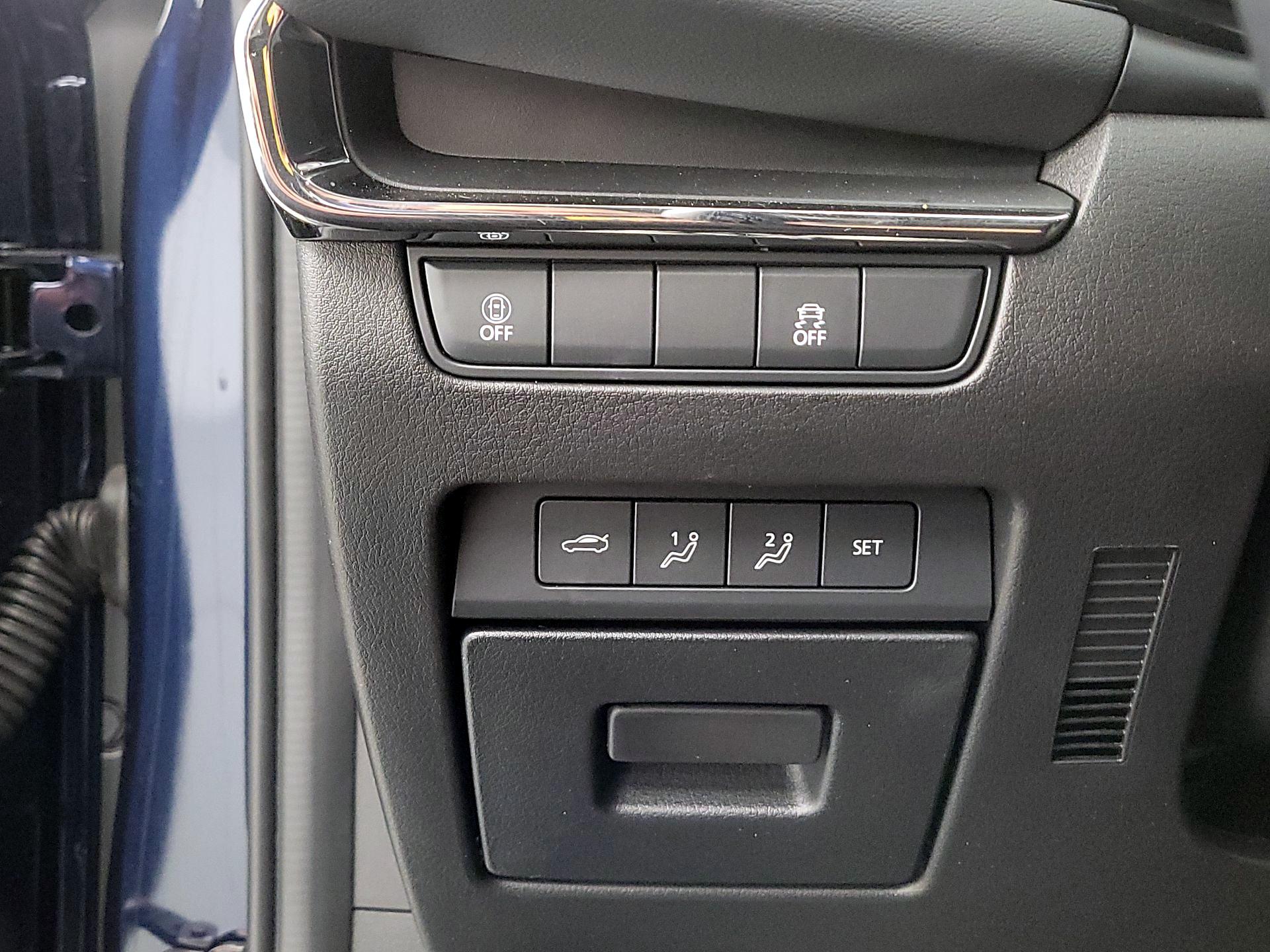 Thumbnail: 2023 Mazda Mazda3 - 13