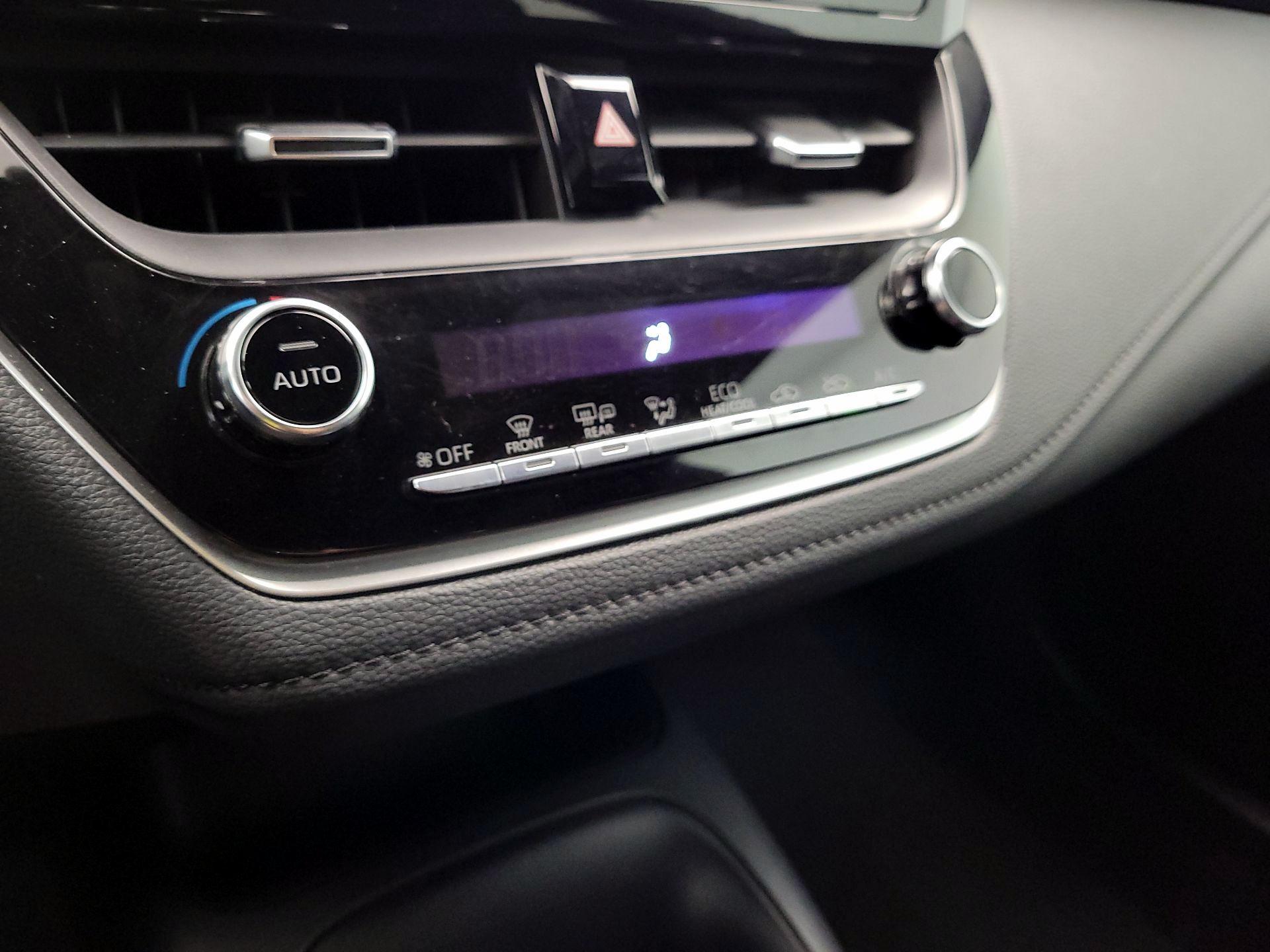 Thumbnail: 2022 Toyota Corolla - 16