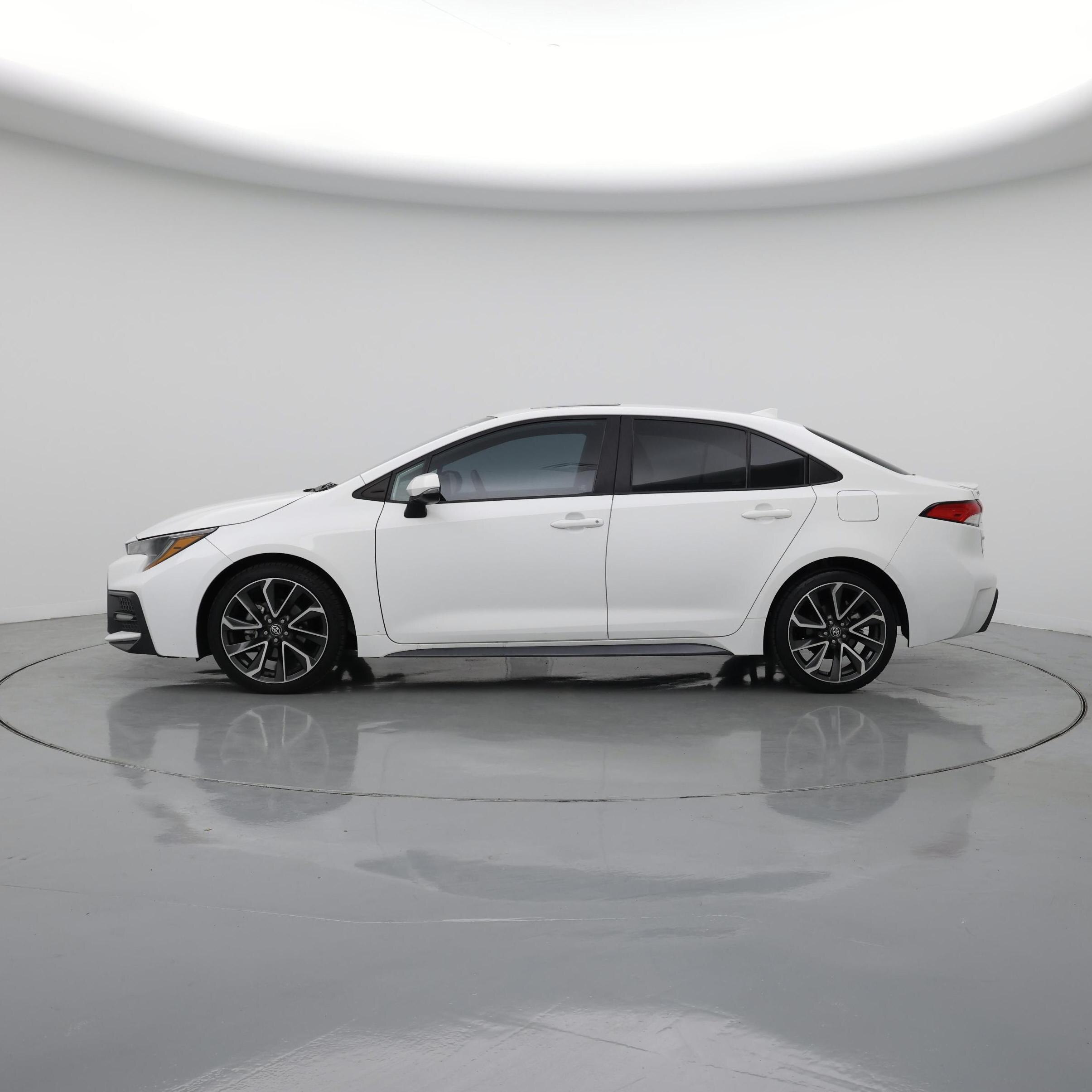 Thumbnail: 2022 Toyota Corolla - 3